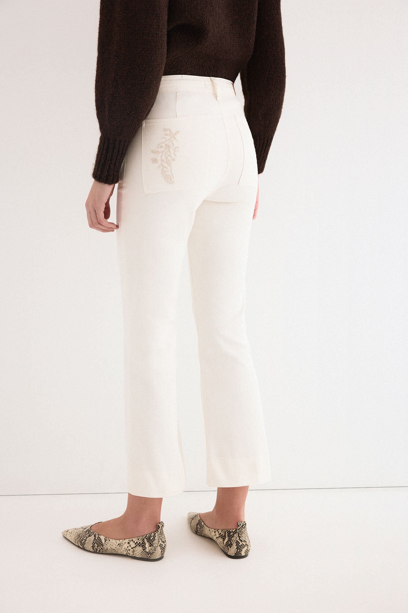 Pedro del Hierro Flare cropped jeans Ecru