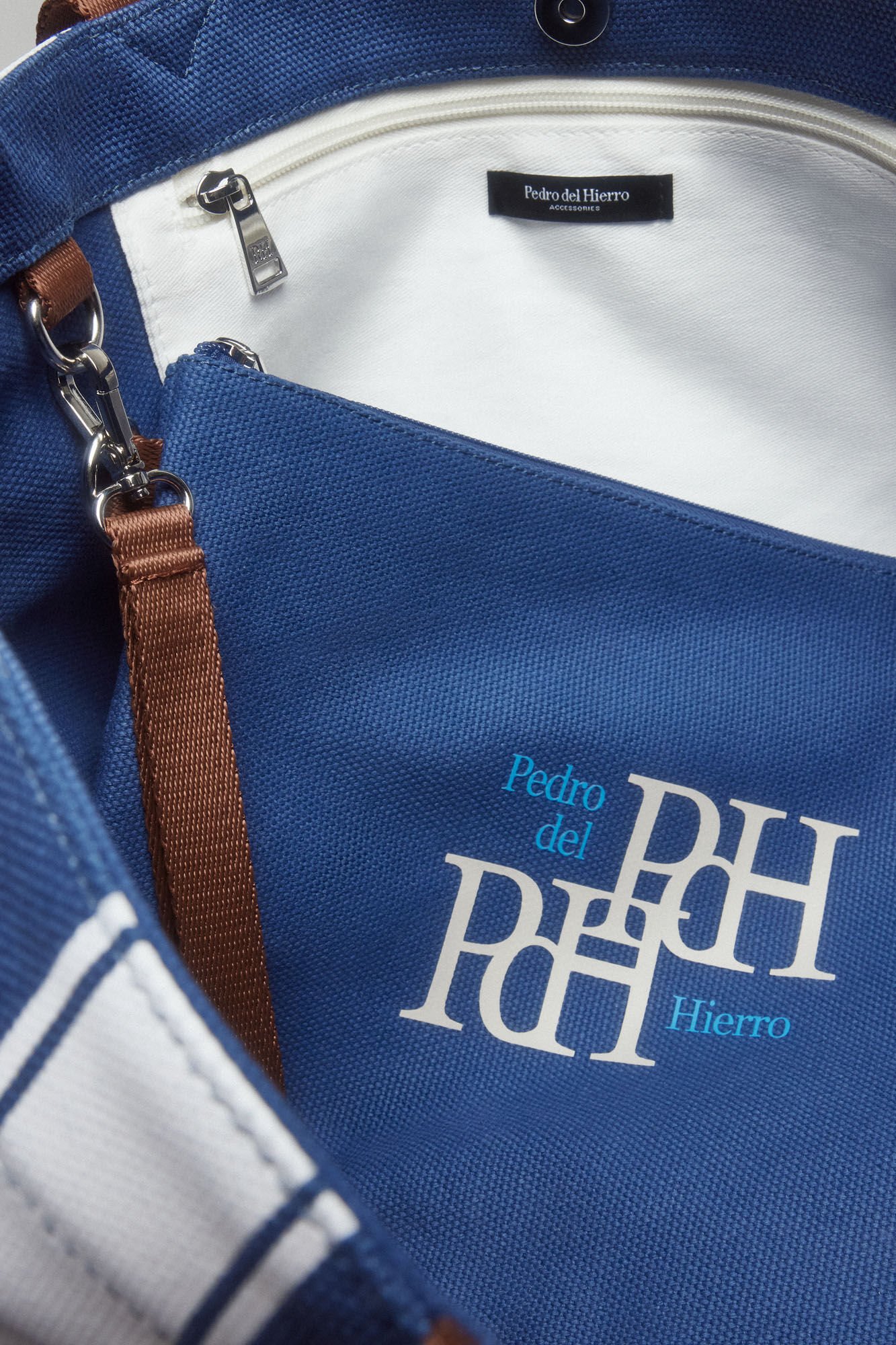 Pedro del Hierro Bolsa tela playa Azul