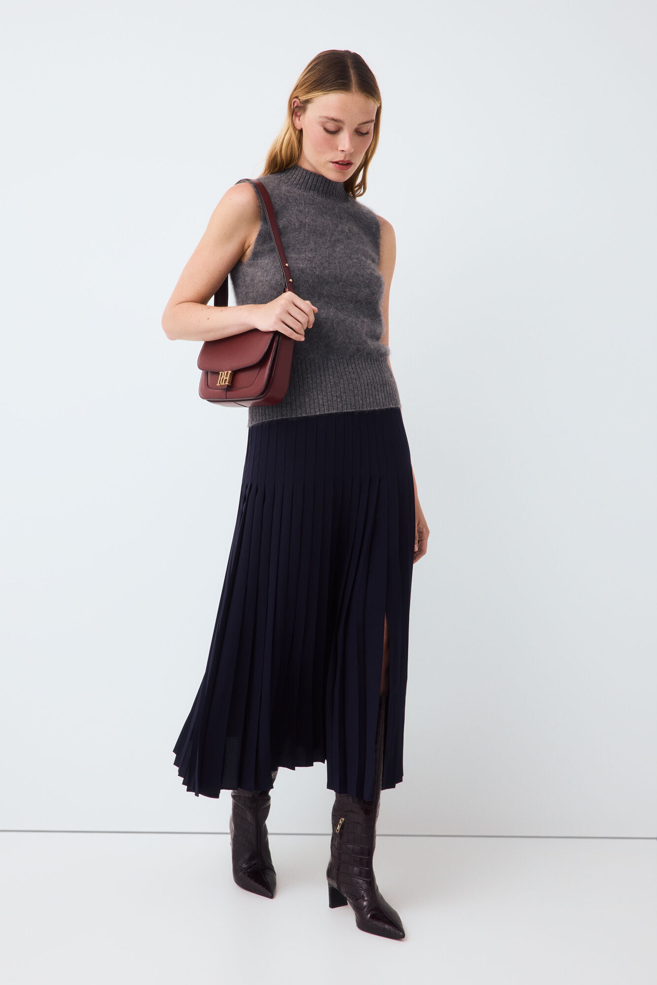 Pedro del Hierro Pleated skirt