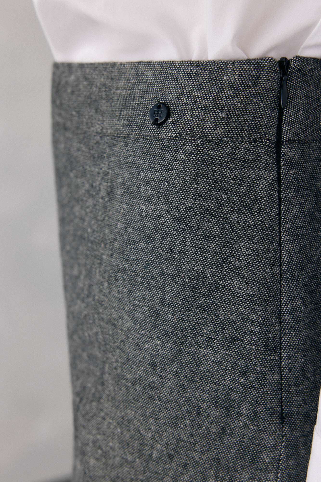 Pedro del Hierro Skirt cuts with hem hem Grey