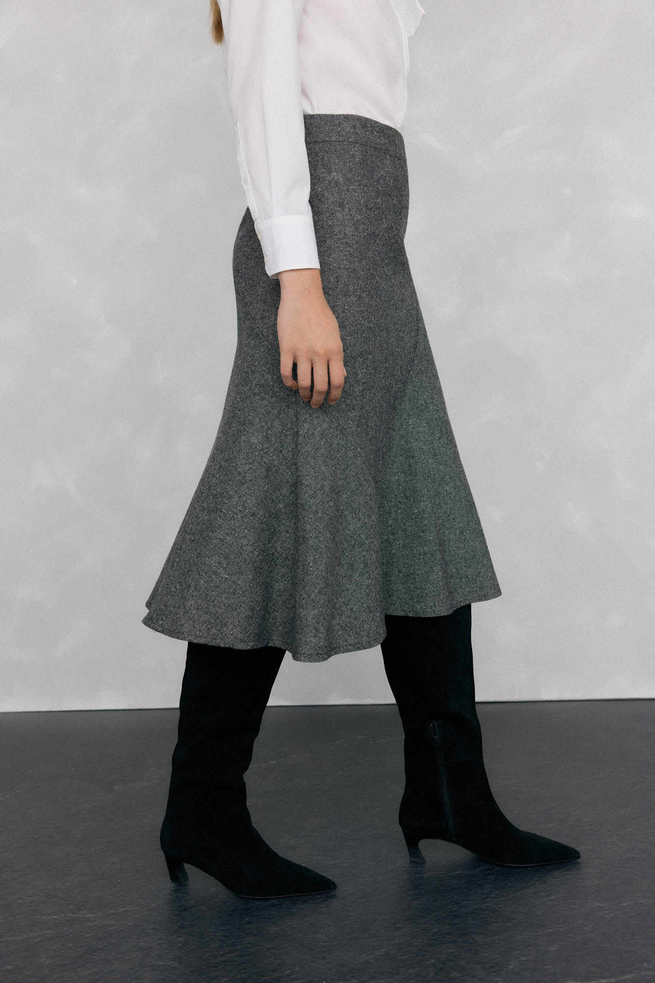 Pedro del Hierro Skirt cuts with hem hem Grey