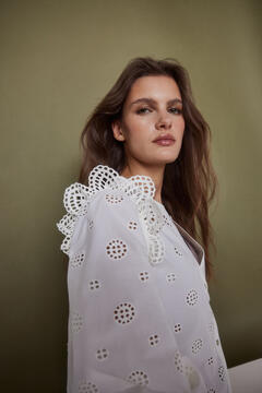 Blusas Blancas de Mujer, Nueva Colección Online