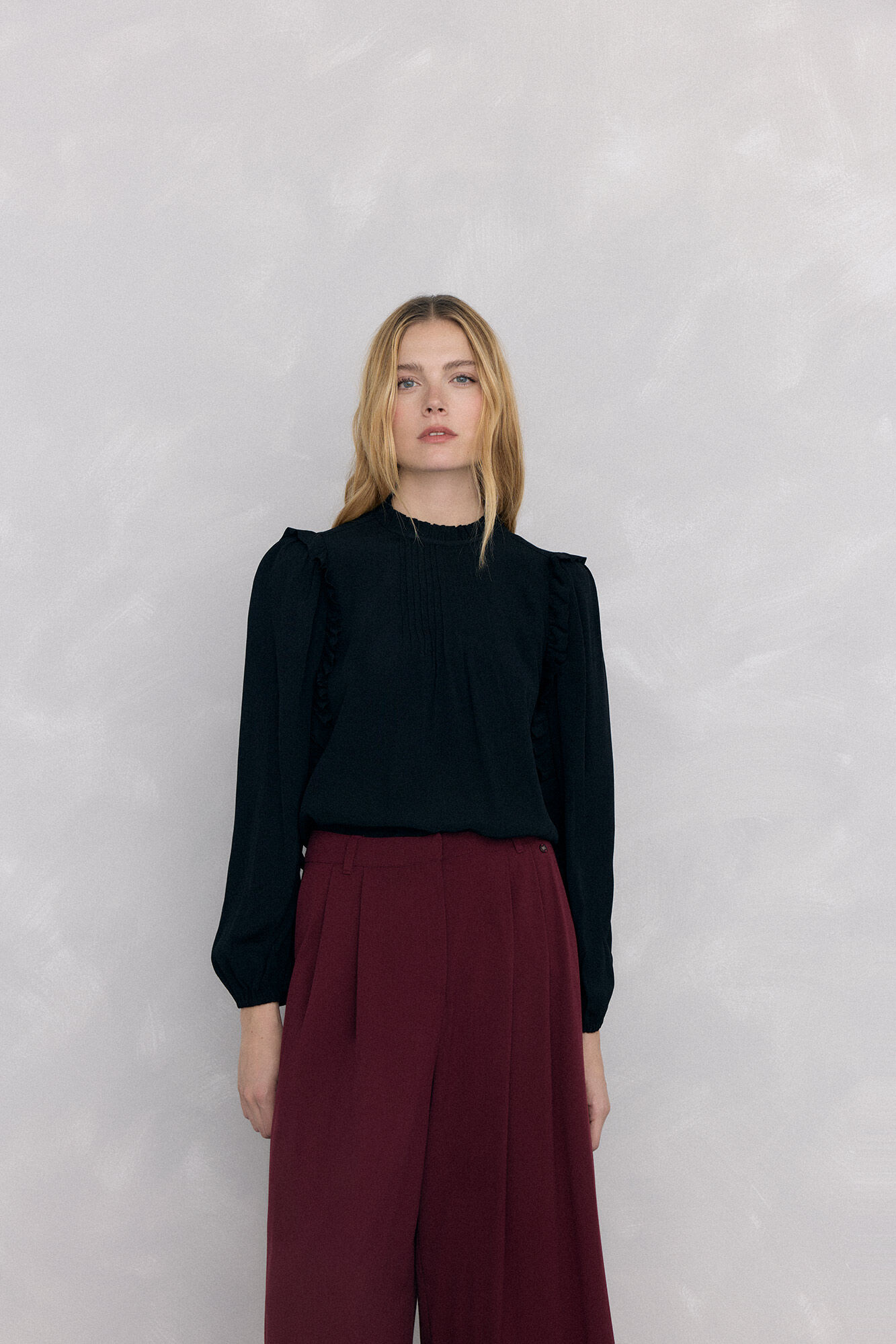 Pedro del Hierro Blusa de chiffon com babados Preto