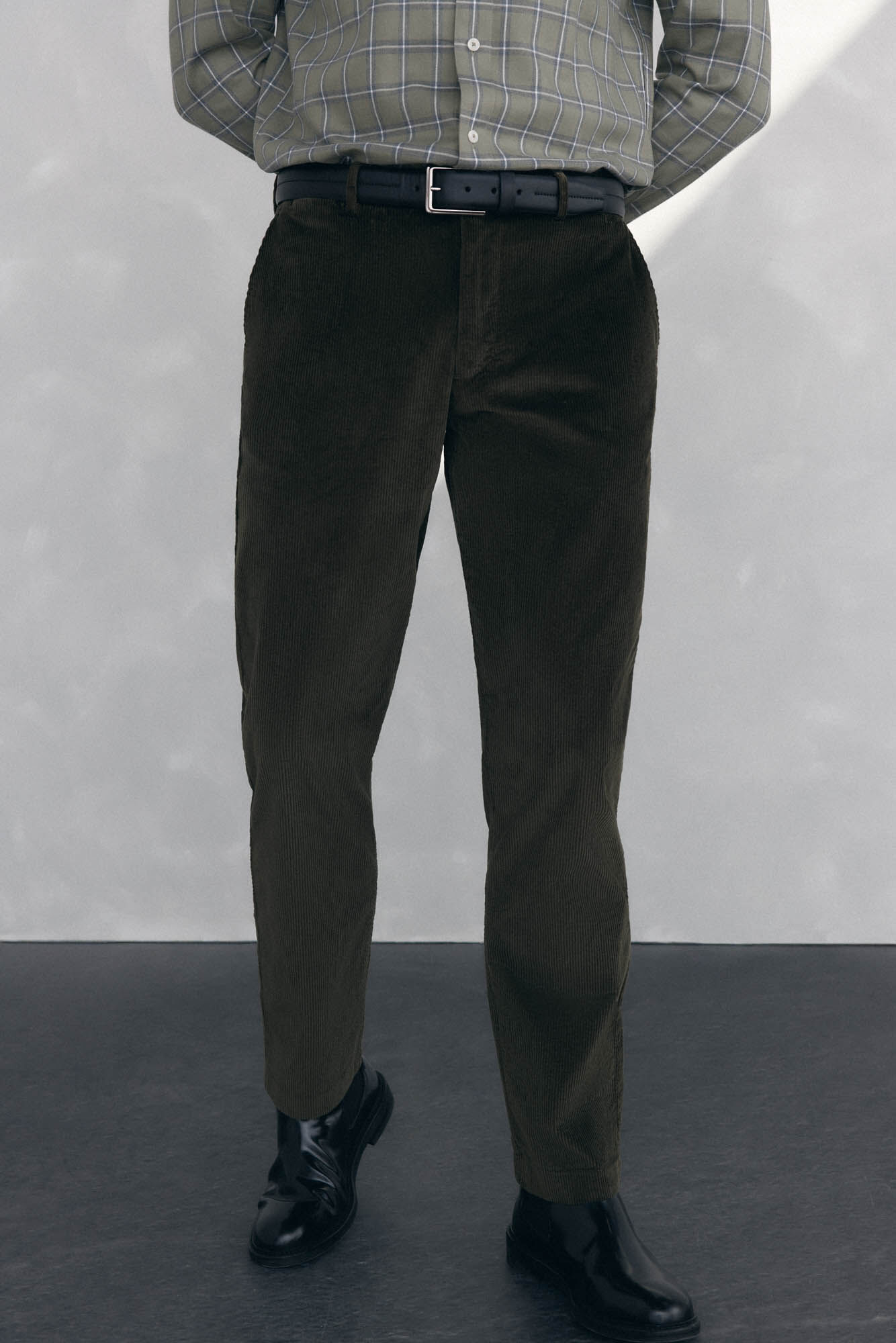 Pedro del Hierro Cal&ccedil;a Chino de veludo grossa de regular fit Verde