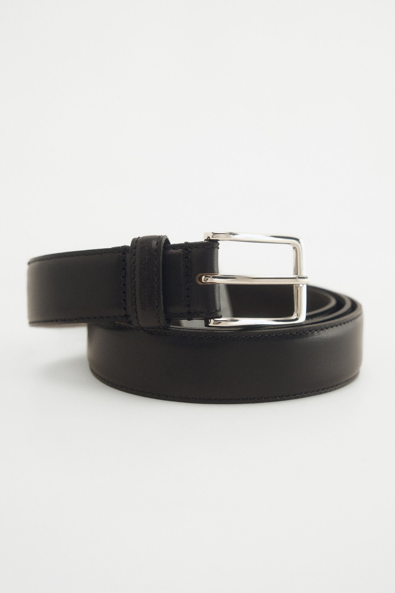 Pedro del Hierro leather dress belt