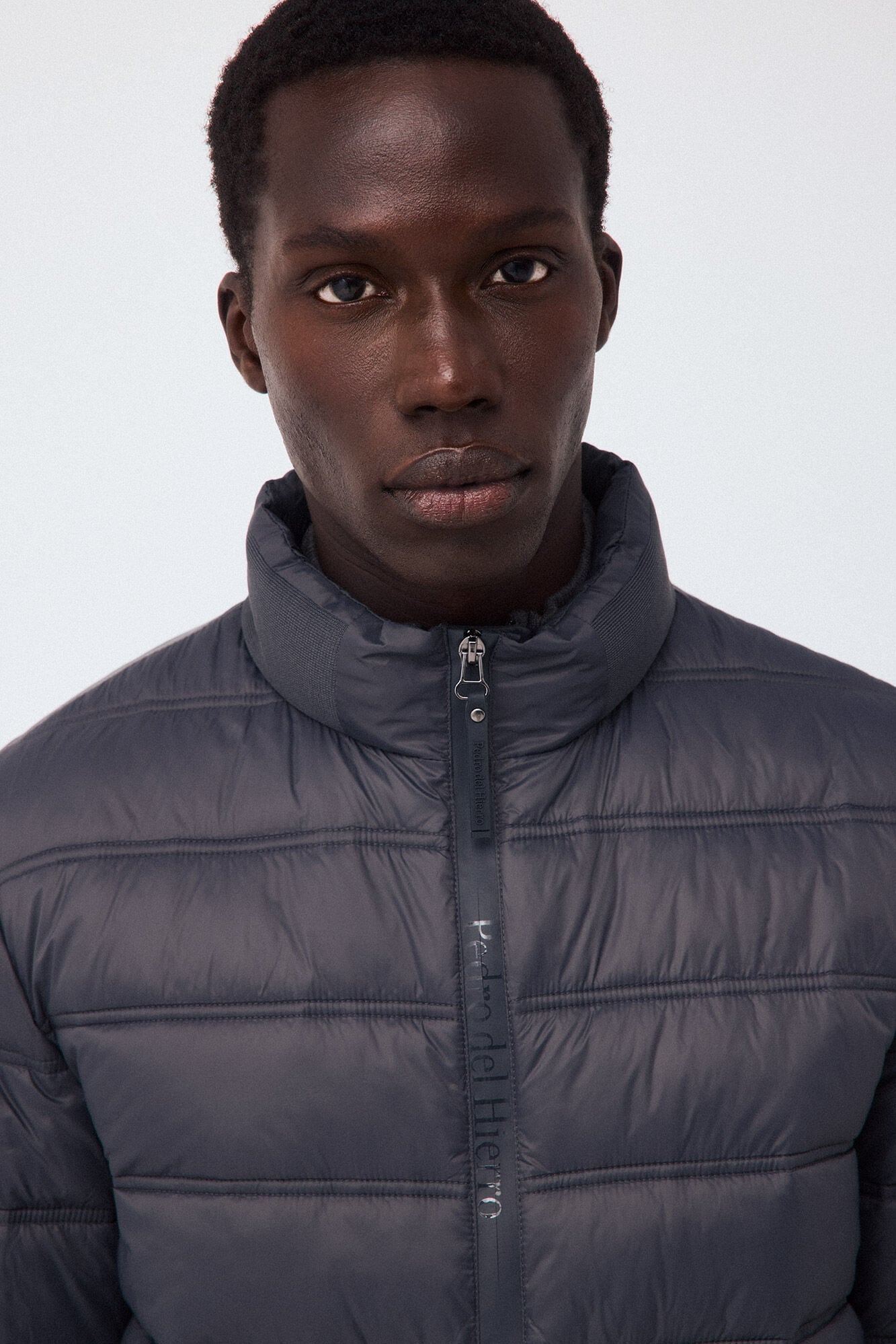Pedro del Hierro Blus&atilde;o acolchoado ultraleve Cizento