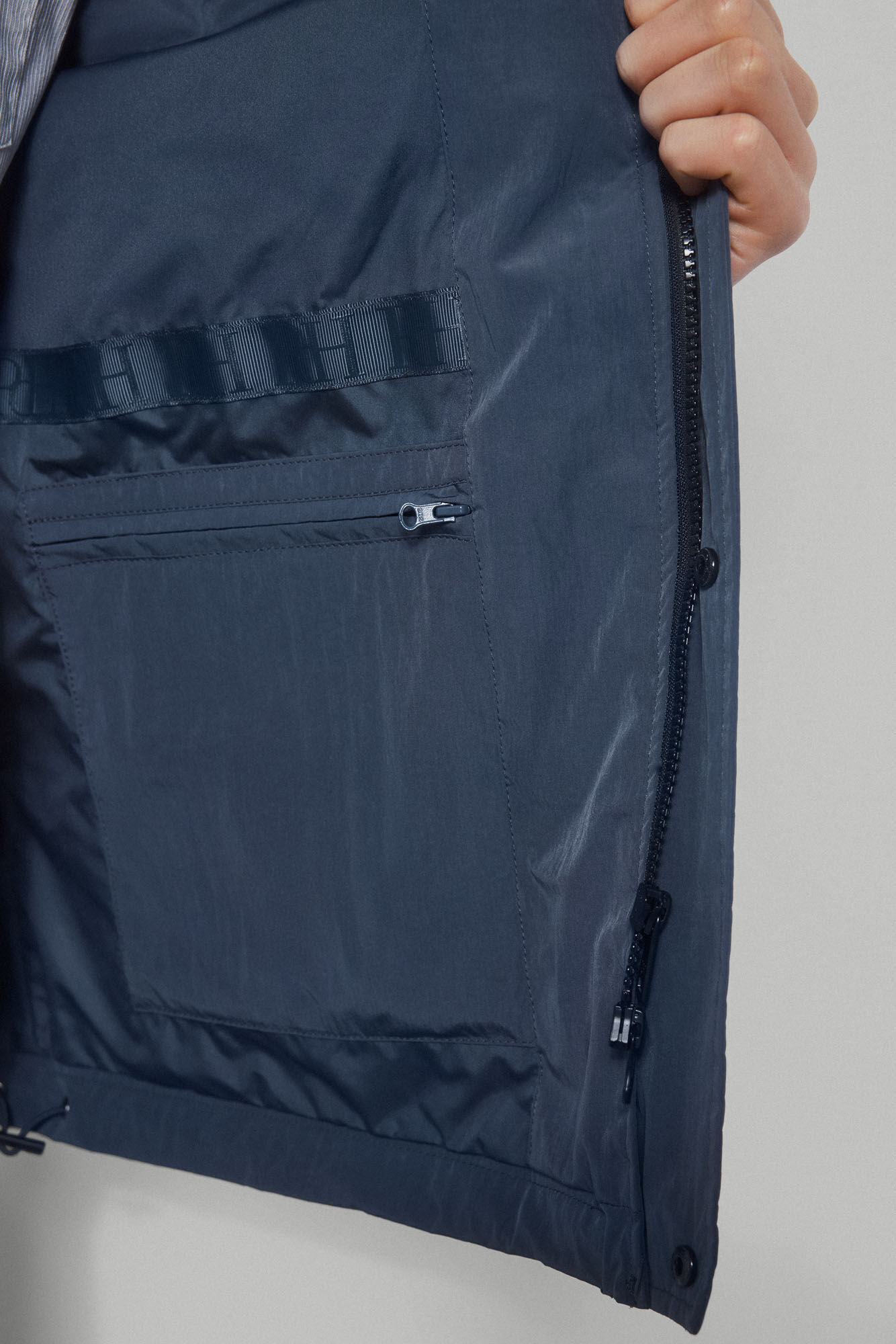 Pedro del Hierro Technical hooded jacket Blue