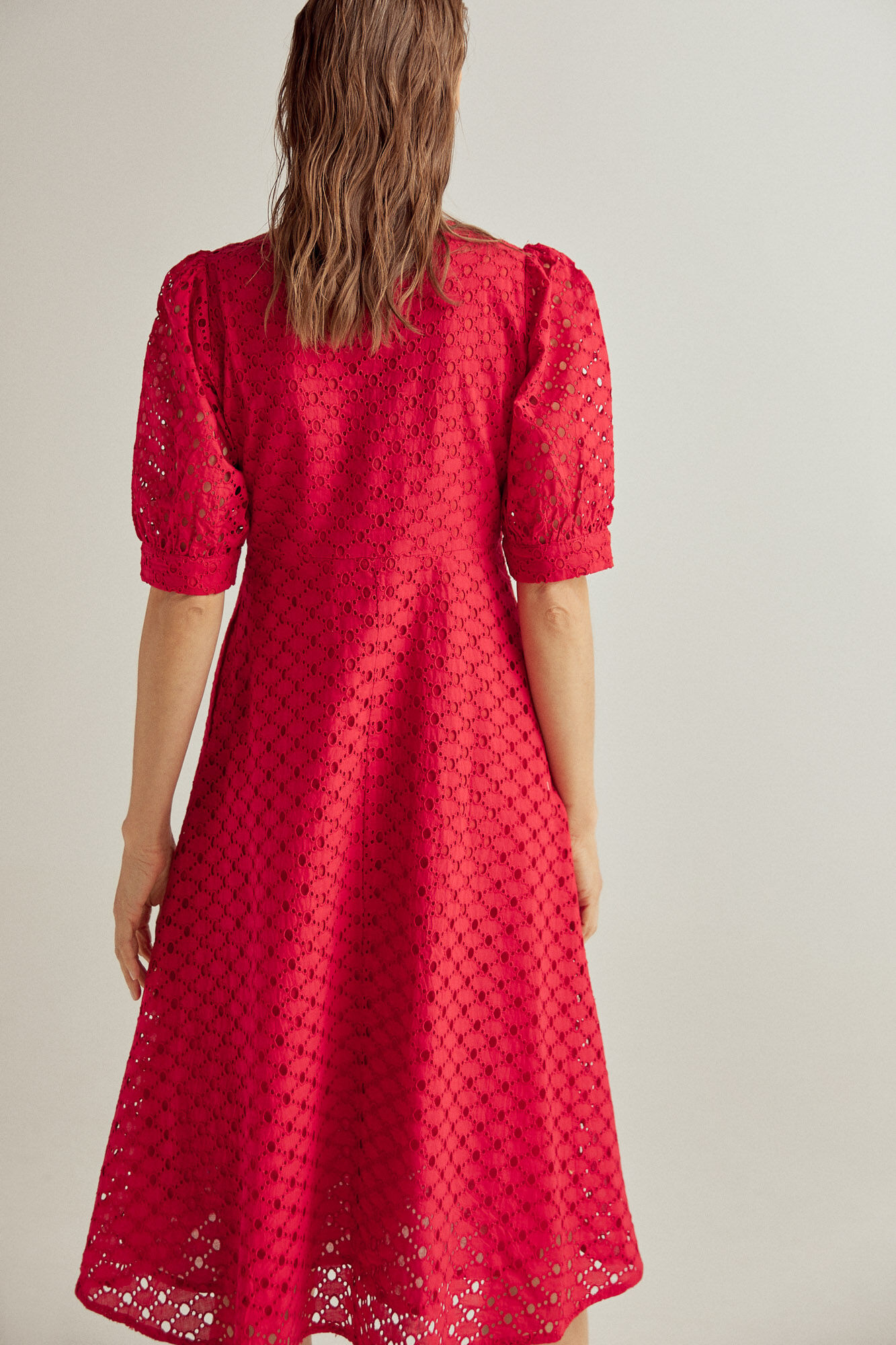 Pedro del Hierro Vestido bordado troquedado n&oacute; Vermelho