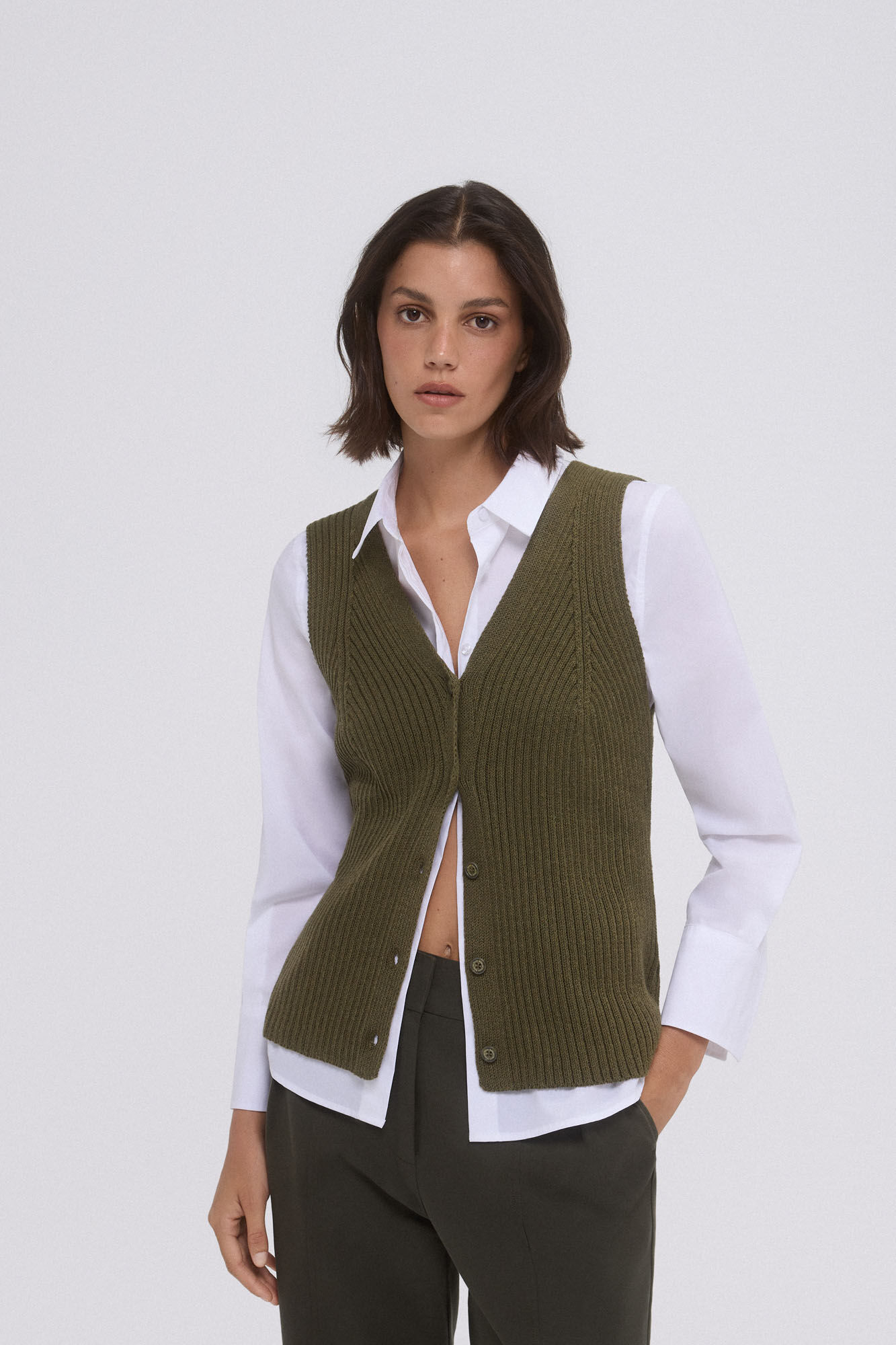 Pedro del Hierro Chaleco de punto pico botones Verde