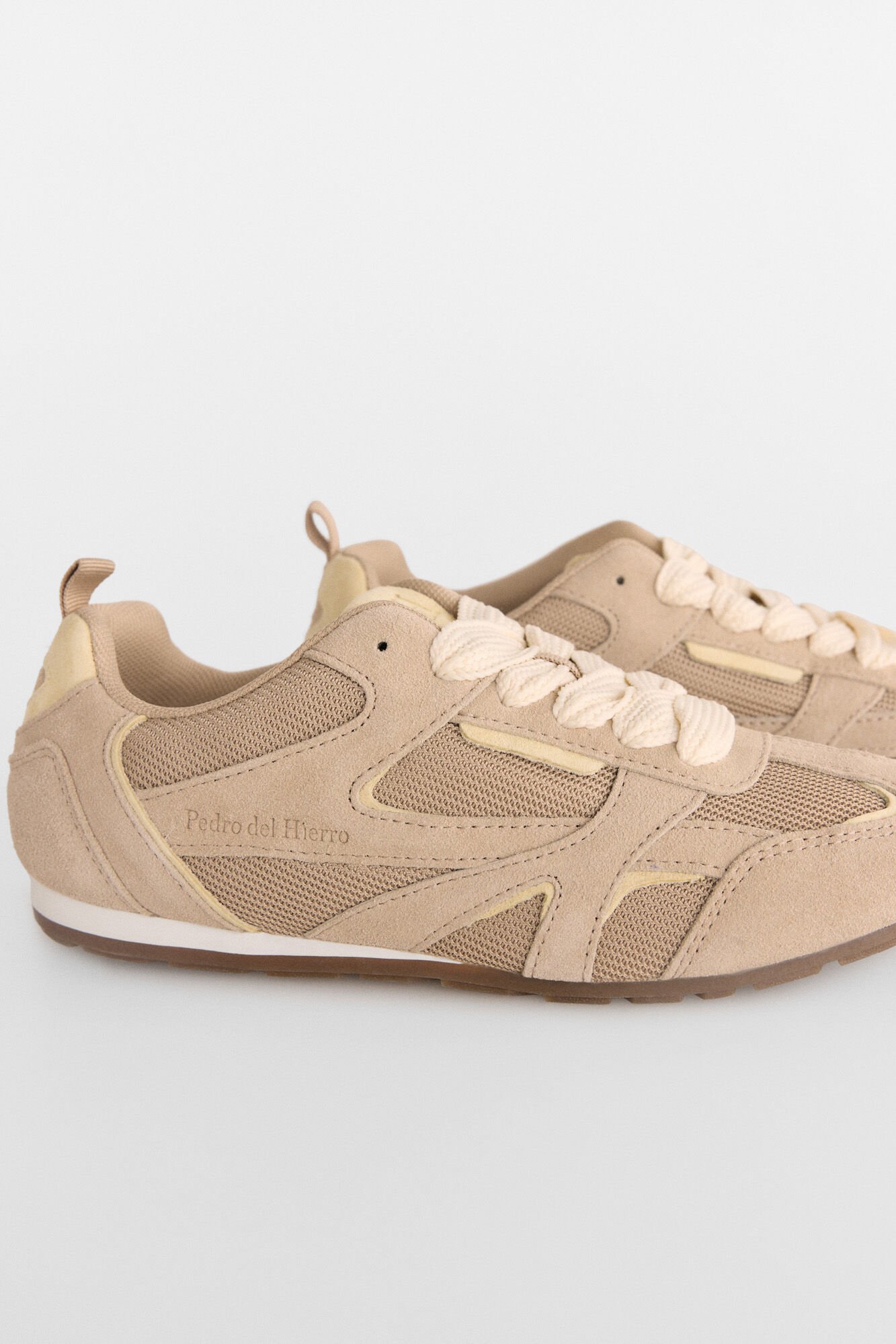 Pedro del Hierro Two-tone sneaker Beige