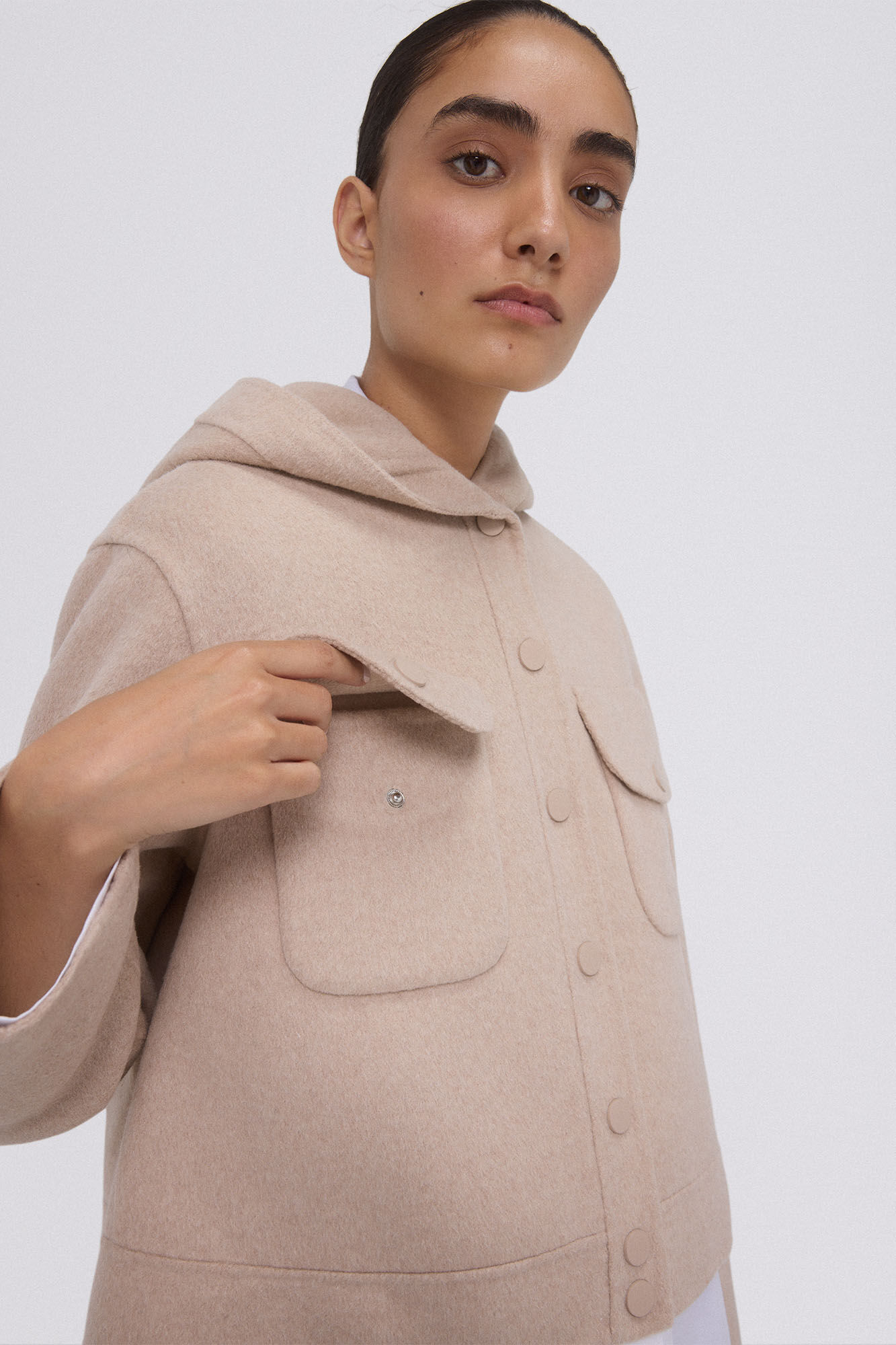 Pedro del Hierro Jaqueta curta com capuz dupla face Beige