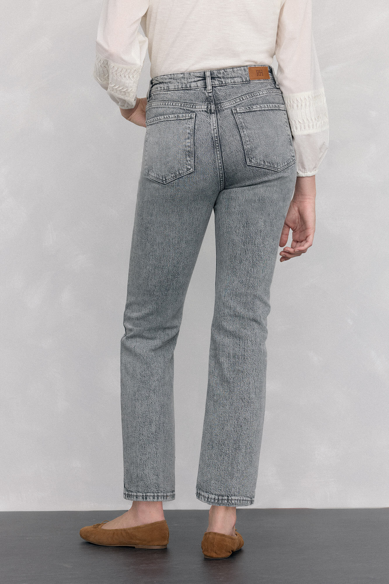 Pedro del Hierro Jeans retos b&aacute;sicos Cizento