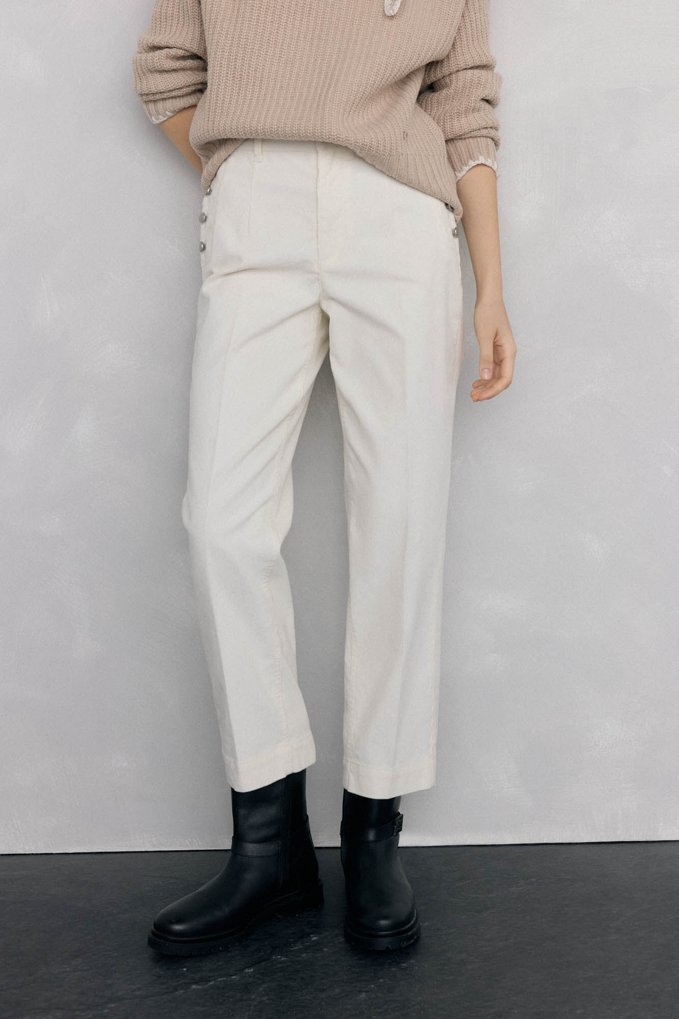 Pedro del Hierro Bota de cano curto de pele com fivela de logo