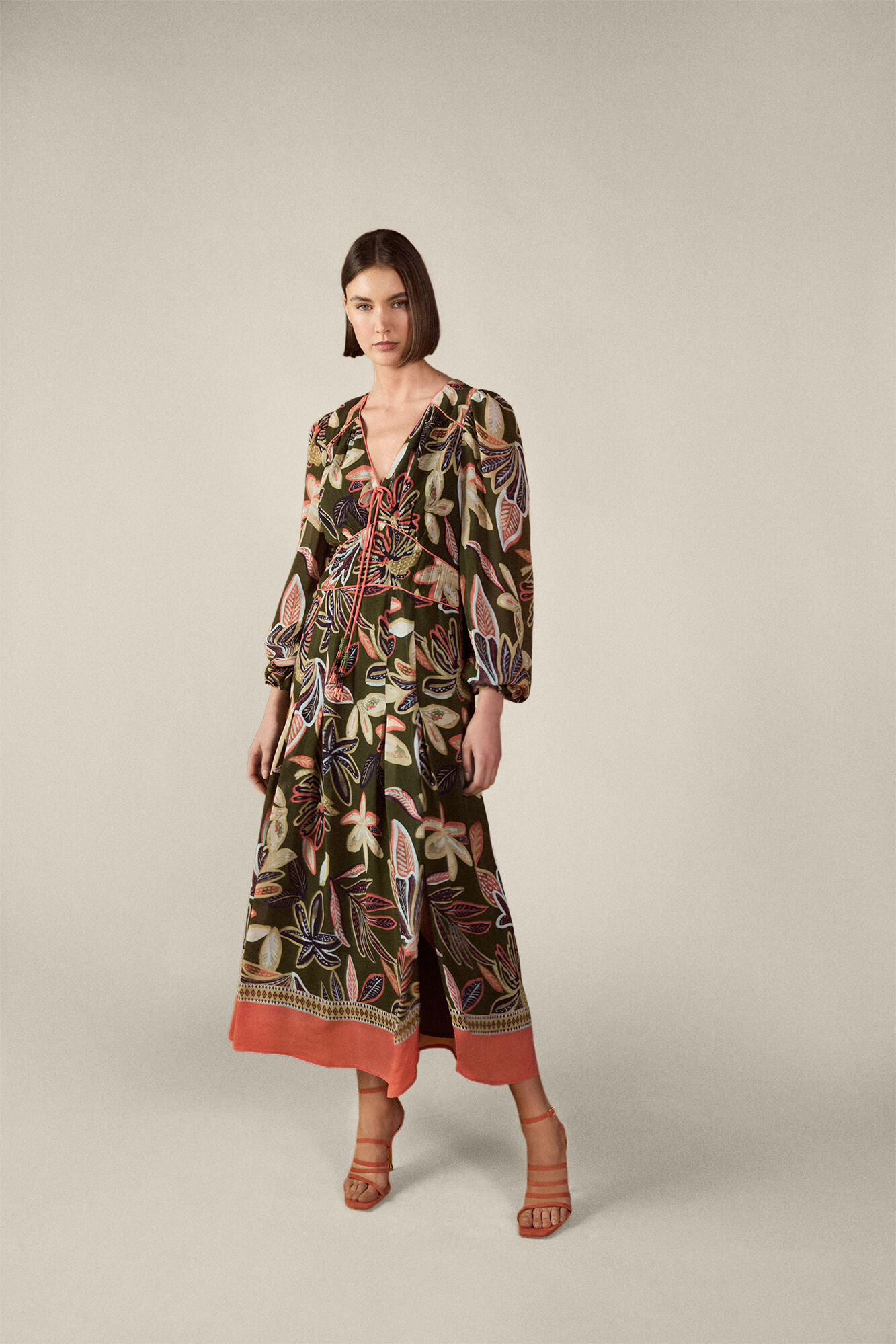 TFP by Tamara Falc&oacute; Vestido estampado con cenefa Morado