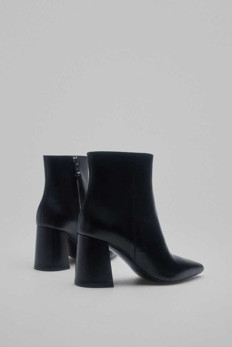 Pedro del Hierro Leather high heel ankle boots Black