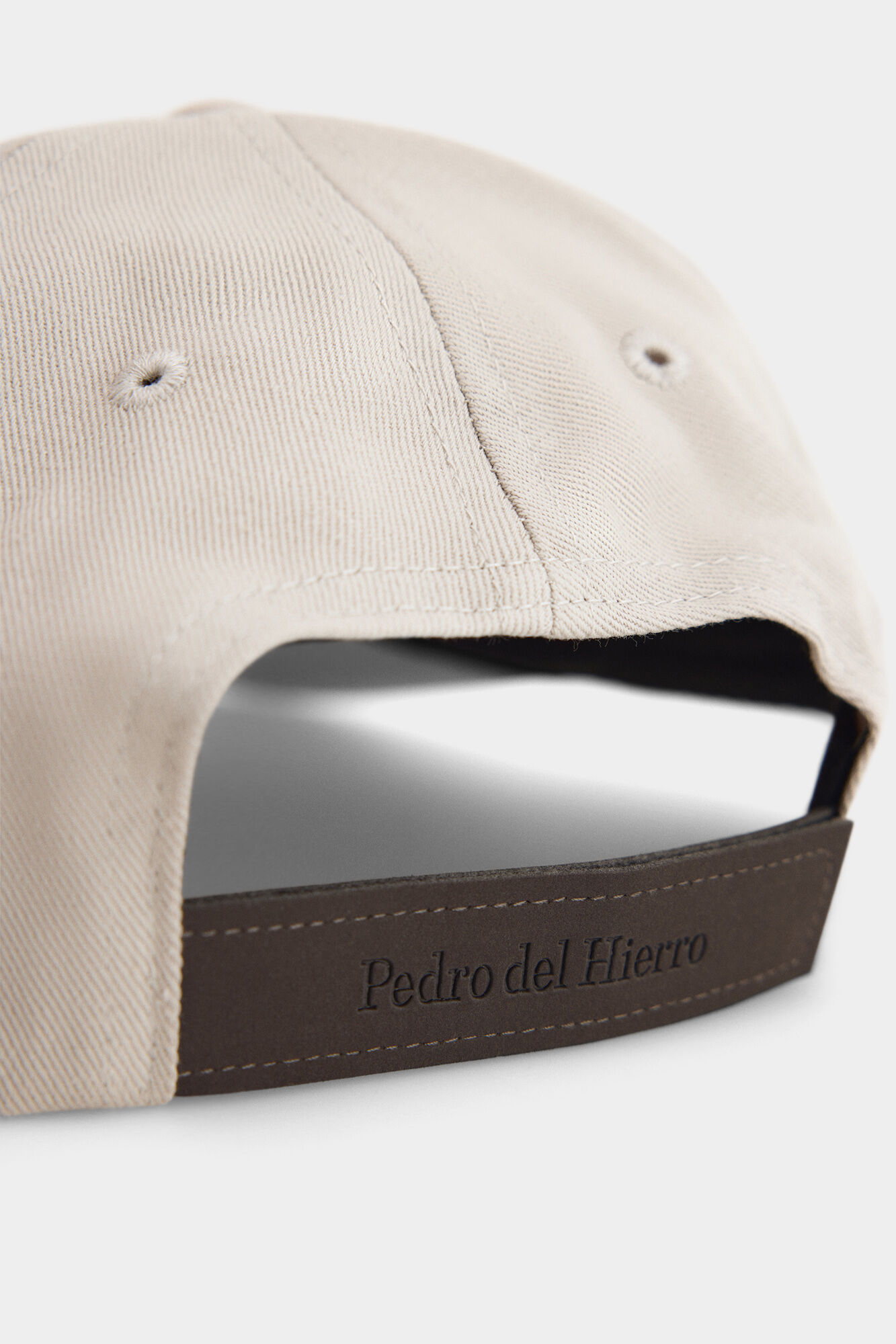 Pedro del Hierro Gorra visera textil Beige