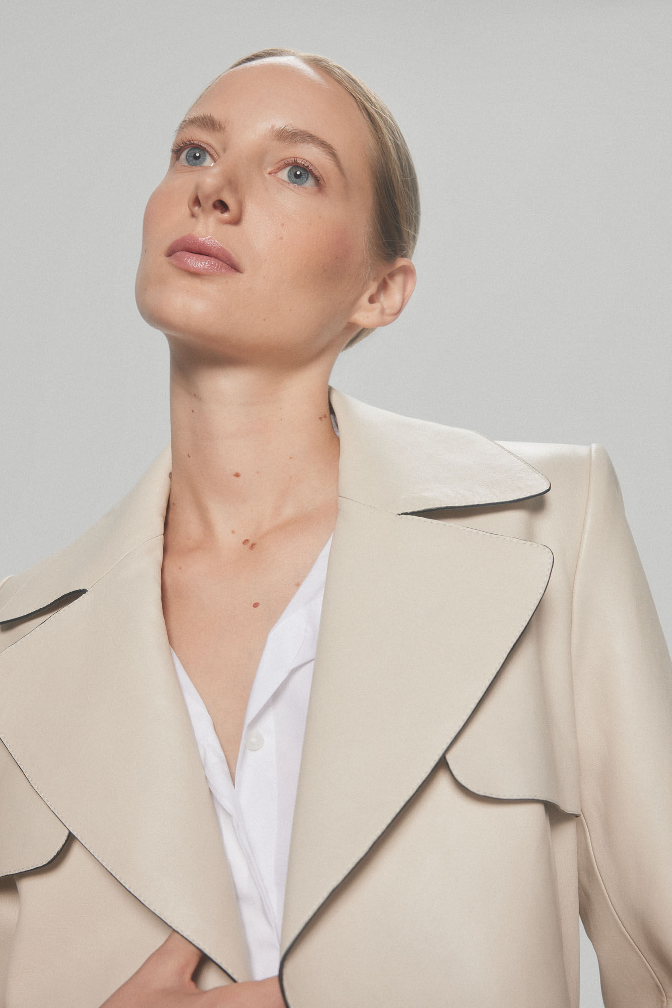 Pedro del Hierro Short nappa leather jacket Ecru