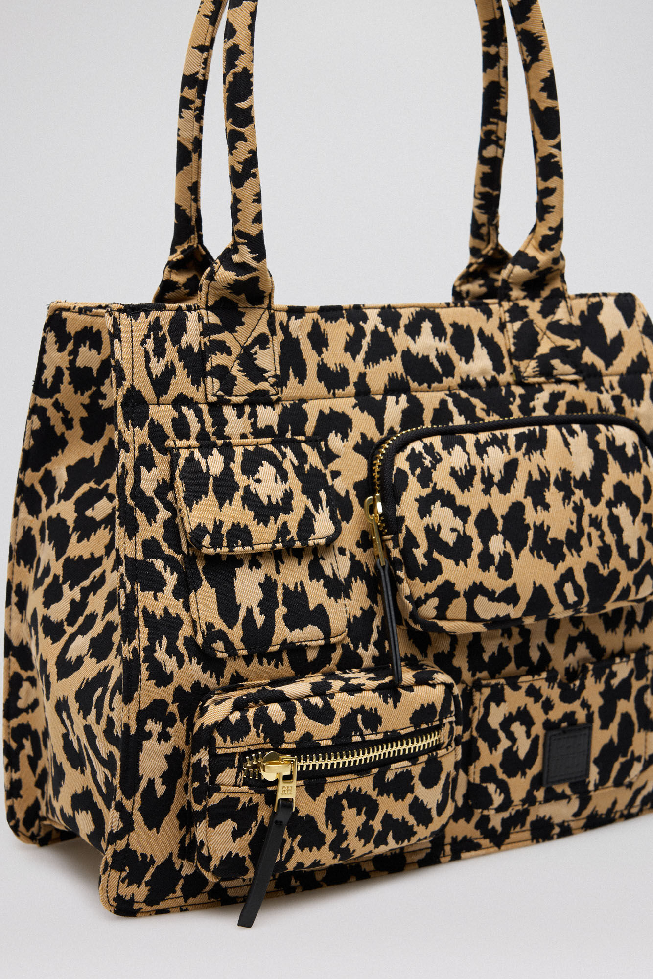 Pedro del Hierro Bolso tote animal print Marr&oacute;n