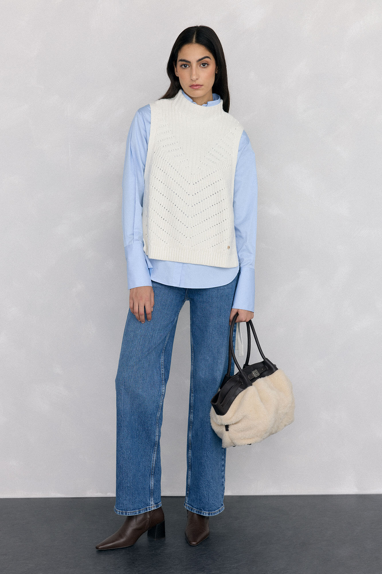 Pedro del Hierro Knitted vest with jersey-knit