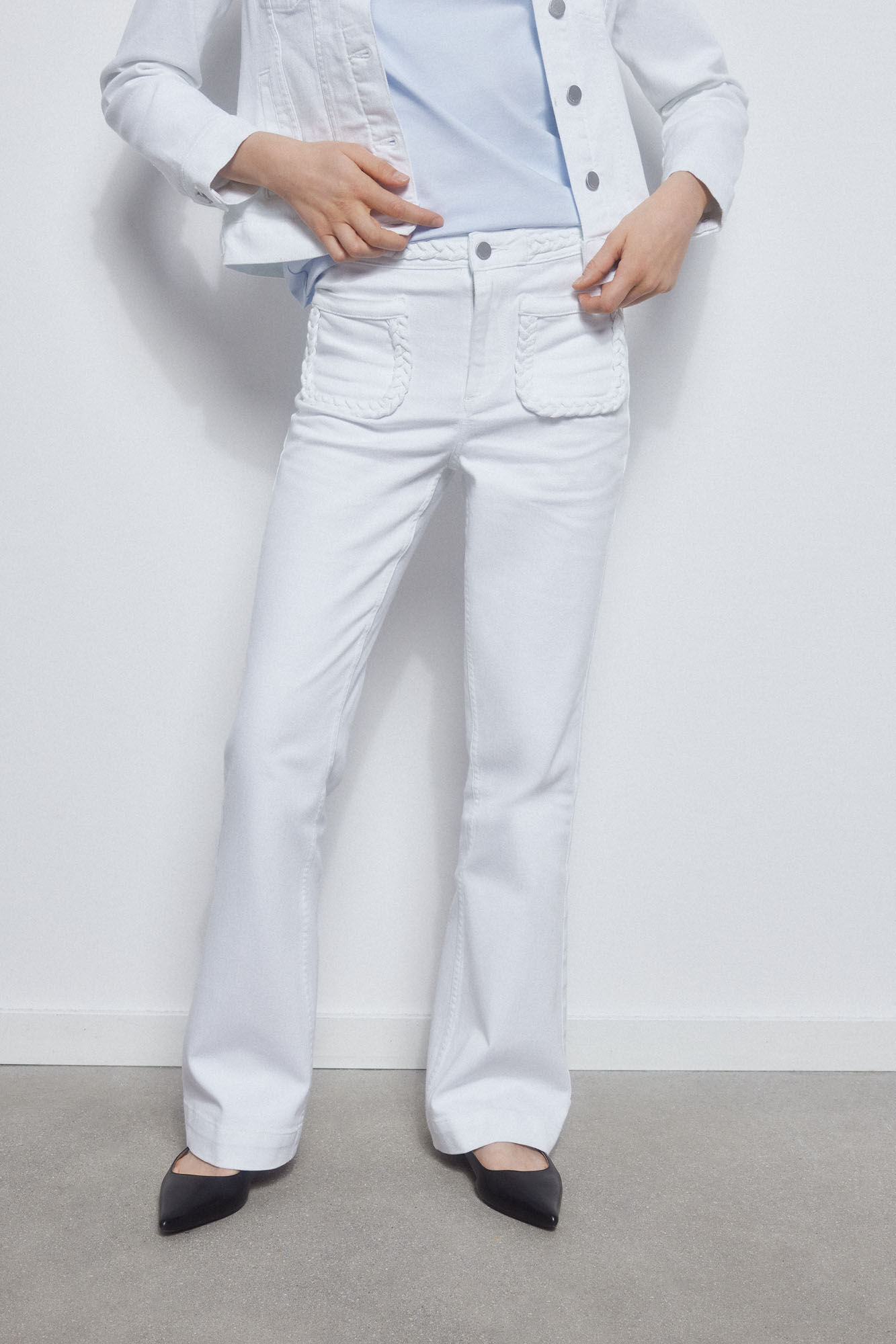 Pedro del Hierro Pantal&oacute;n vaquero flare full length Crudo