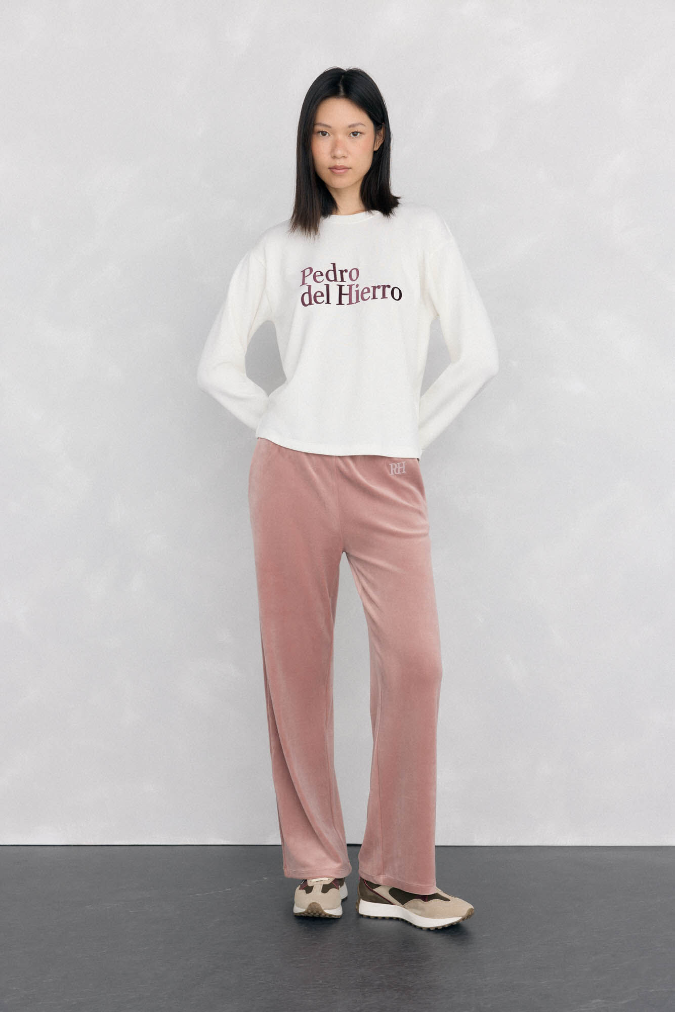Pedro del Hierro Camiseta de manga comprida com logo soft touch e activewear Ecru