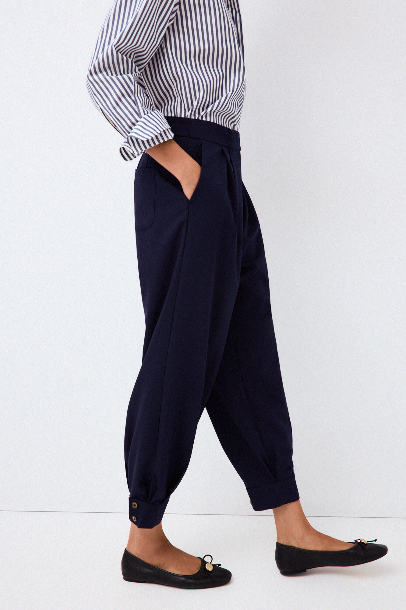 Pedro del Hierro Trousers with pleats Blue