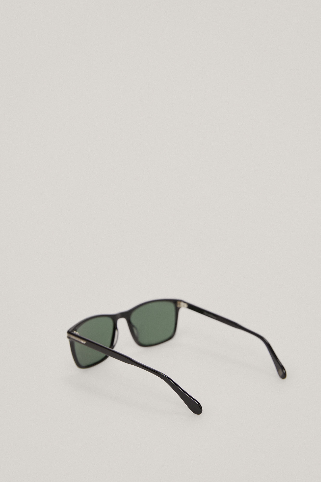Pedro del Hierro Gafas sol hombre rectangular Negro