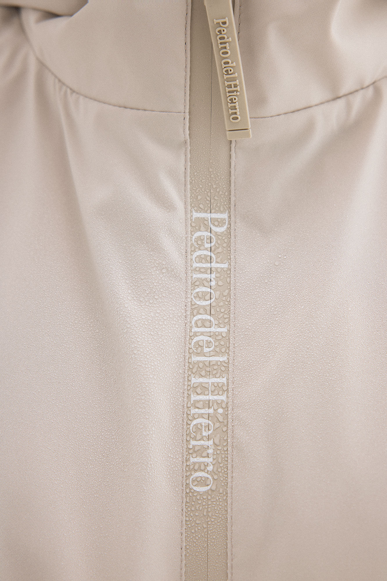 Pedro del Hierro Technical lightweight hooded jacket Grey