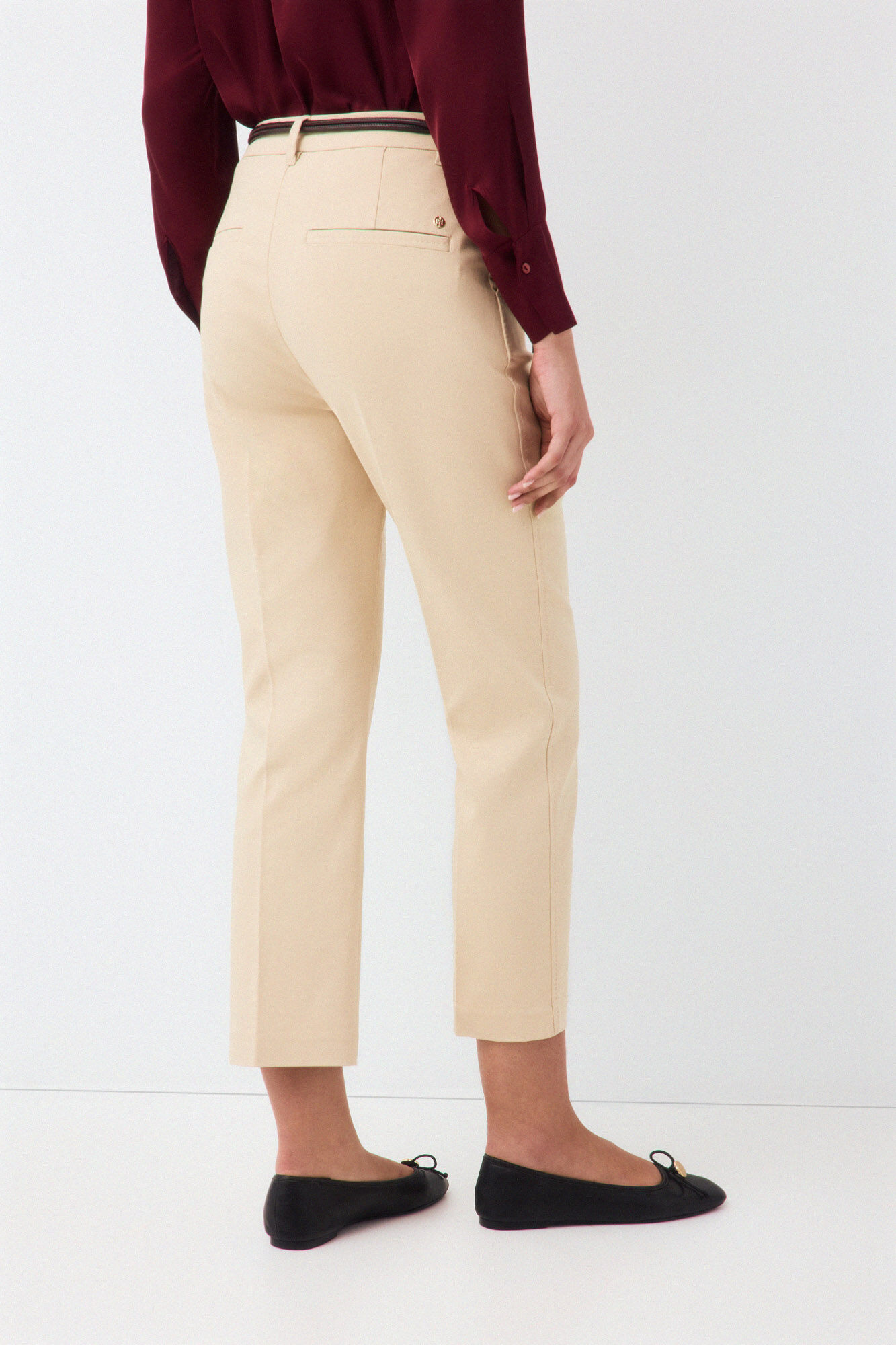 Pedro del Hierro Classic straight trousers Beige