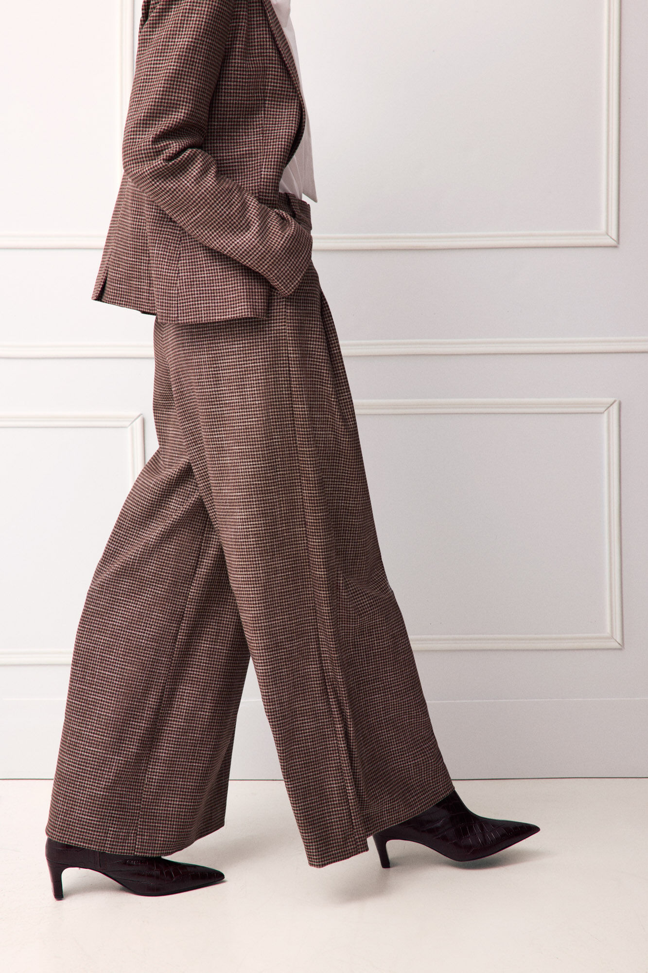 TFP by Tamara Falc&oacute; Plaid trousers White