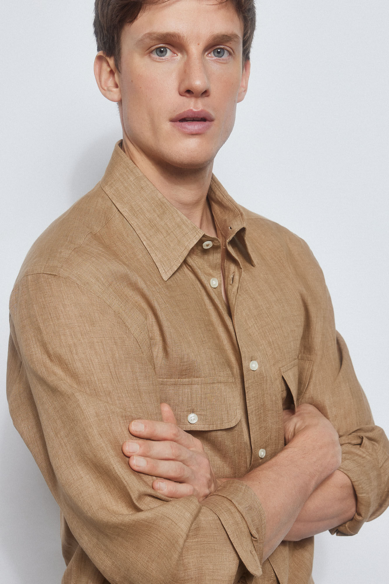 Pedro del Hierro Sobrecamisa lino Beige