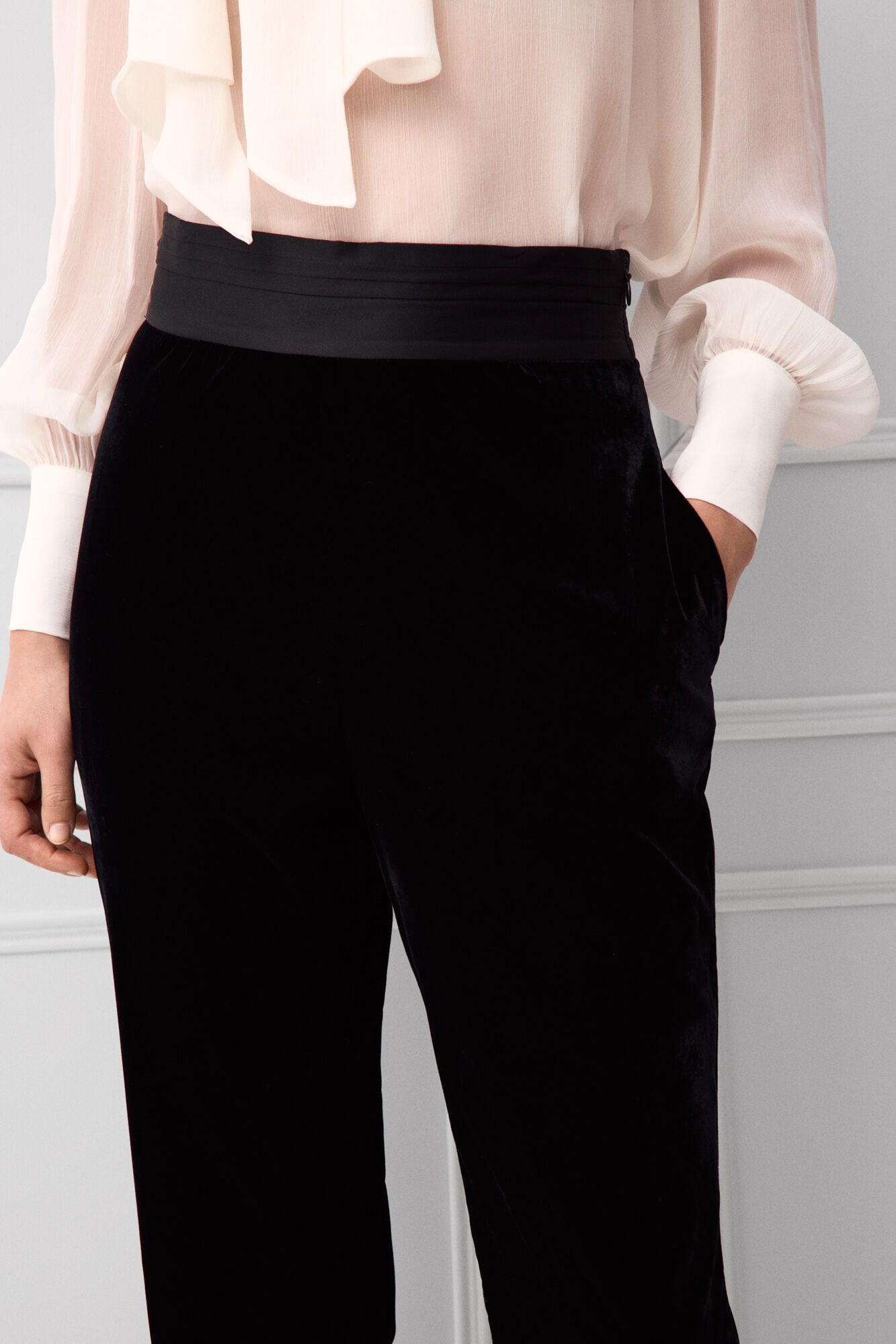 TFP by Tamara Falc&oacute; Black velvet trousers Blue
