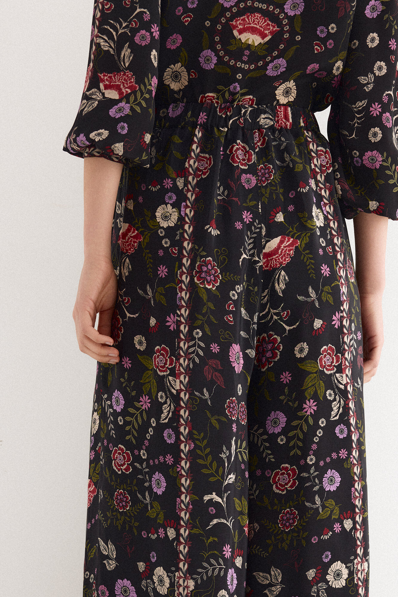 TFP by Tamara Falc&oacute; Printed fluid trousers Black