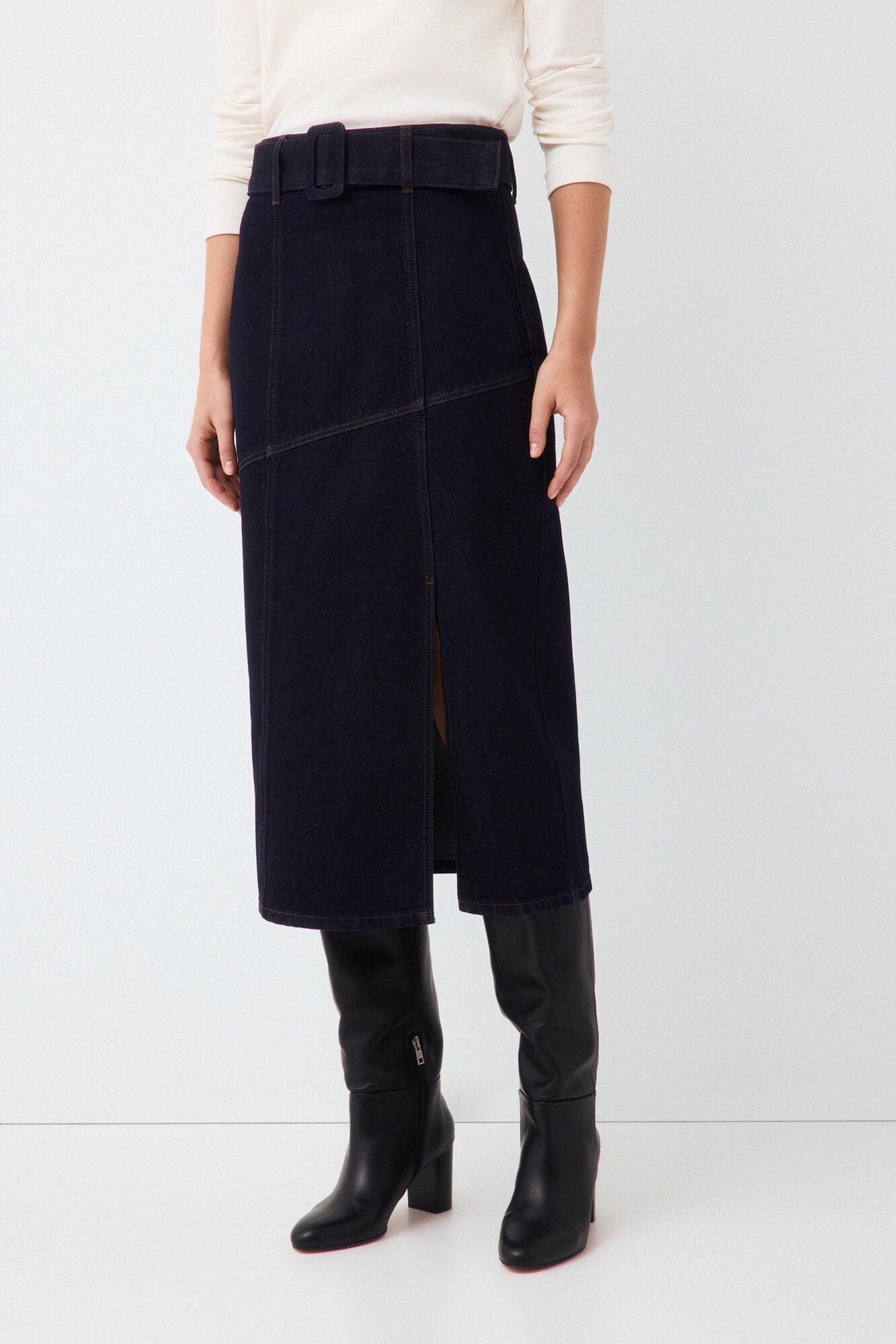 Pedro del Hierro Denim straight skirt with V-shaped cuts