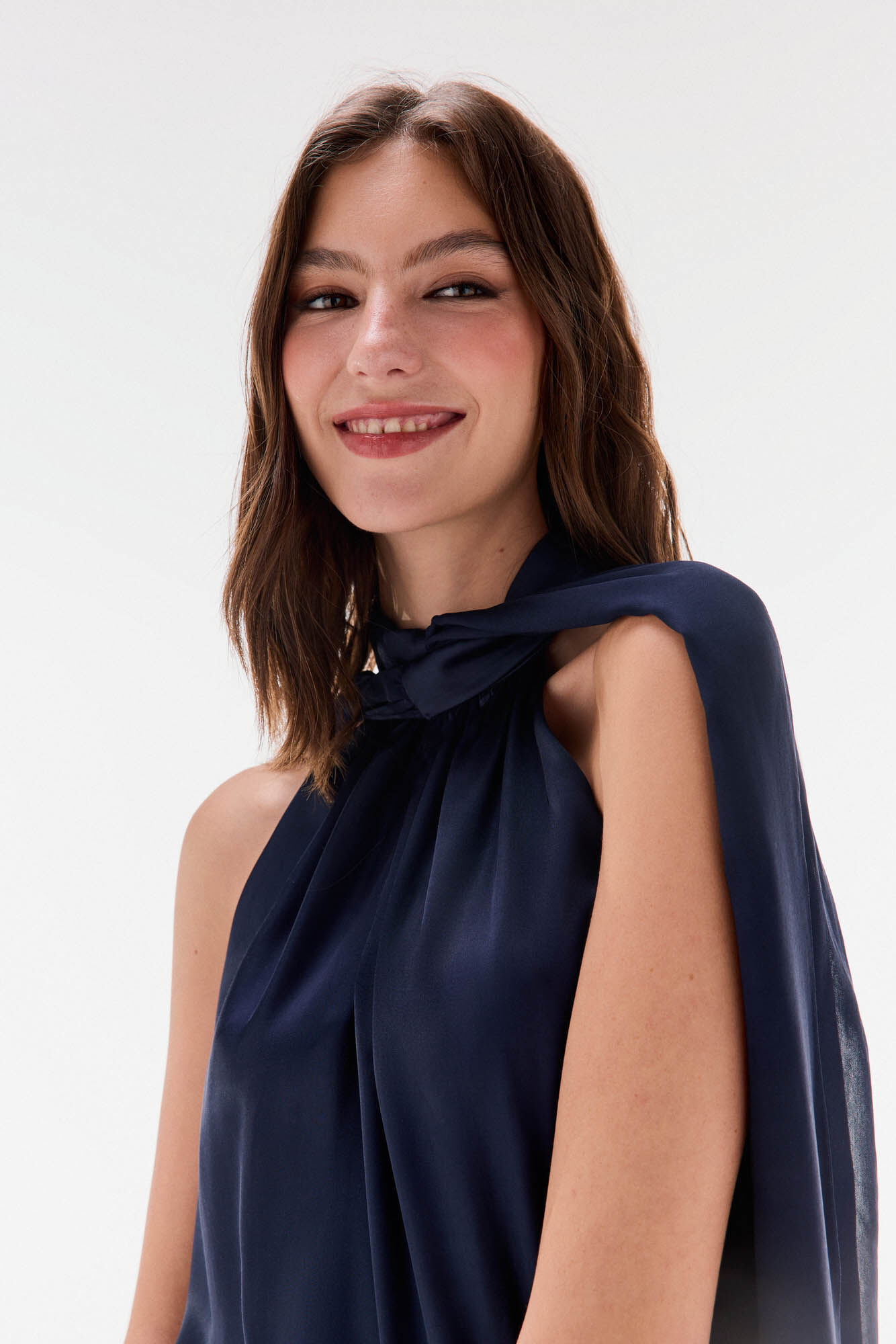 TFP by Tamara Falc&oacute; Plain tie, bow, lace top Blue