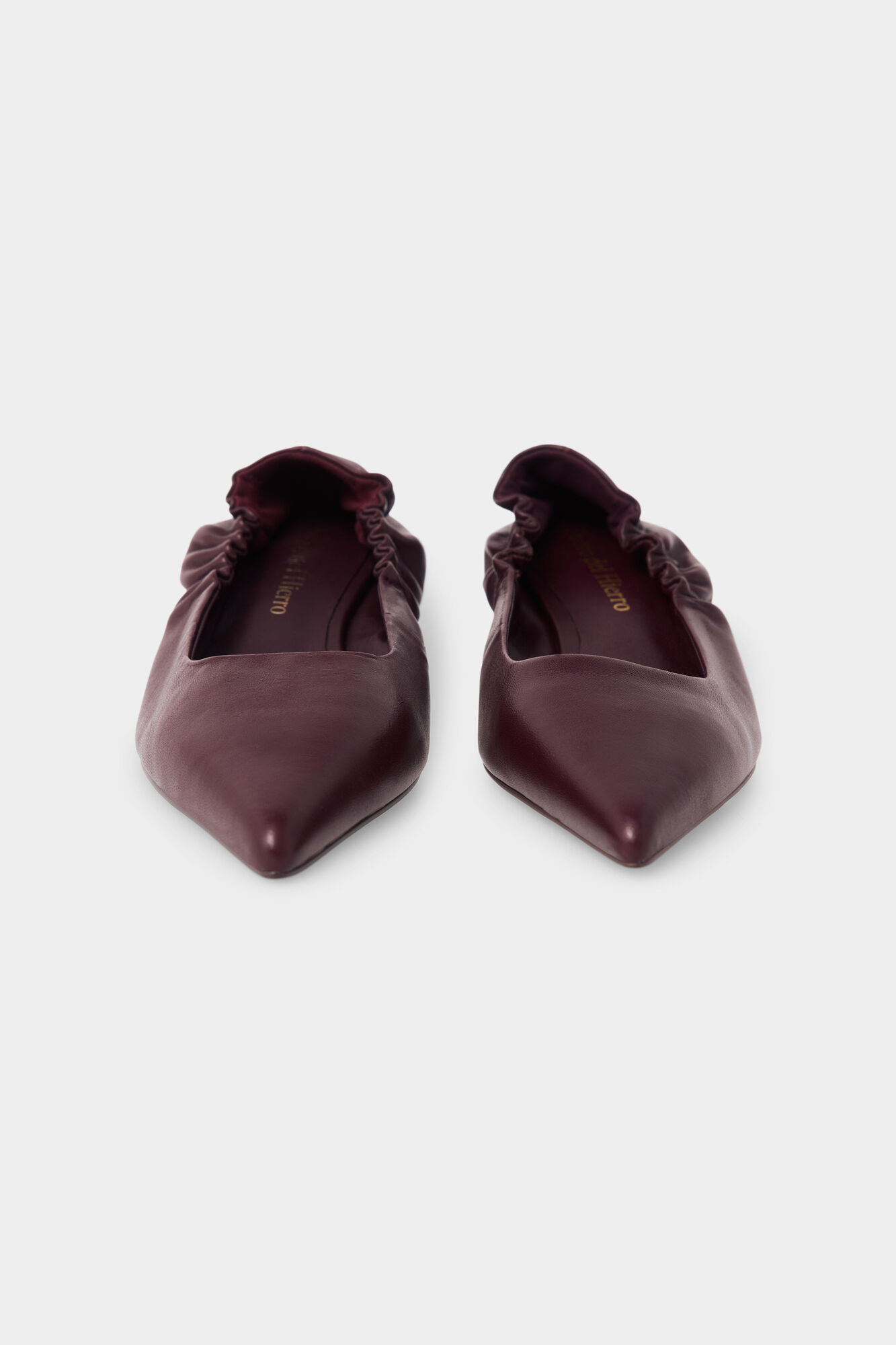 Pedro del Hierro Leather kitten heel