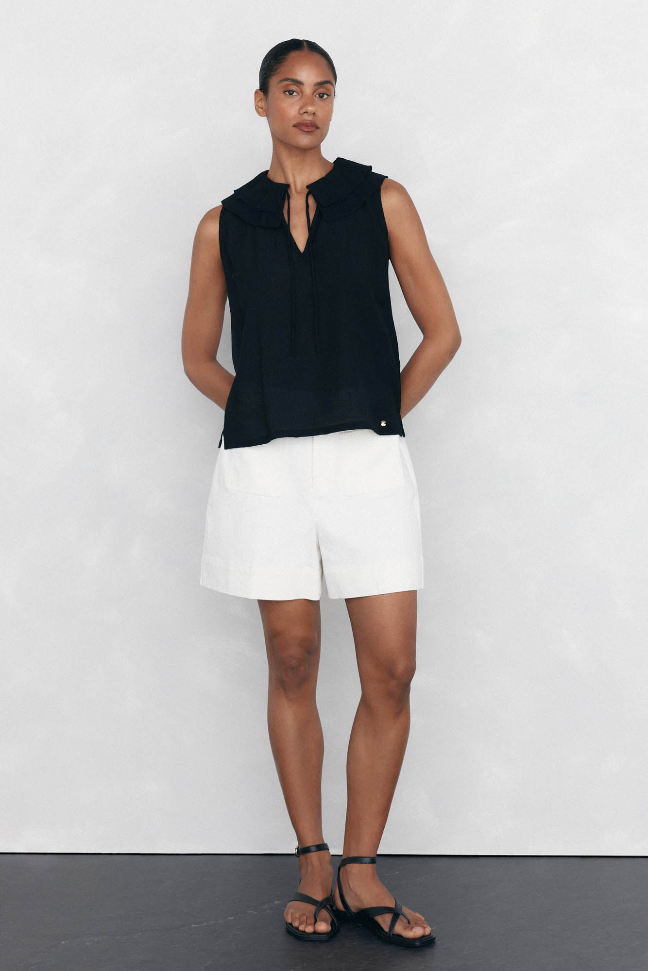 Pedro del Hierro Ruffled T-shirt Black