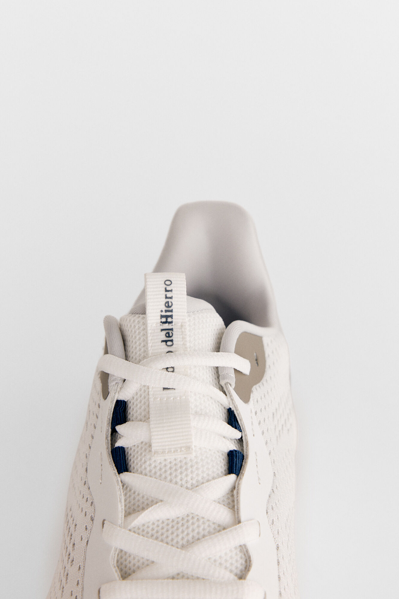 Pedro del Hierro Sapato t&ecirc;xtil com atacadores Branco