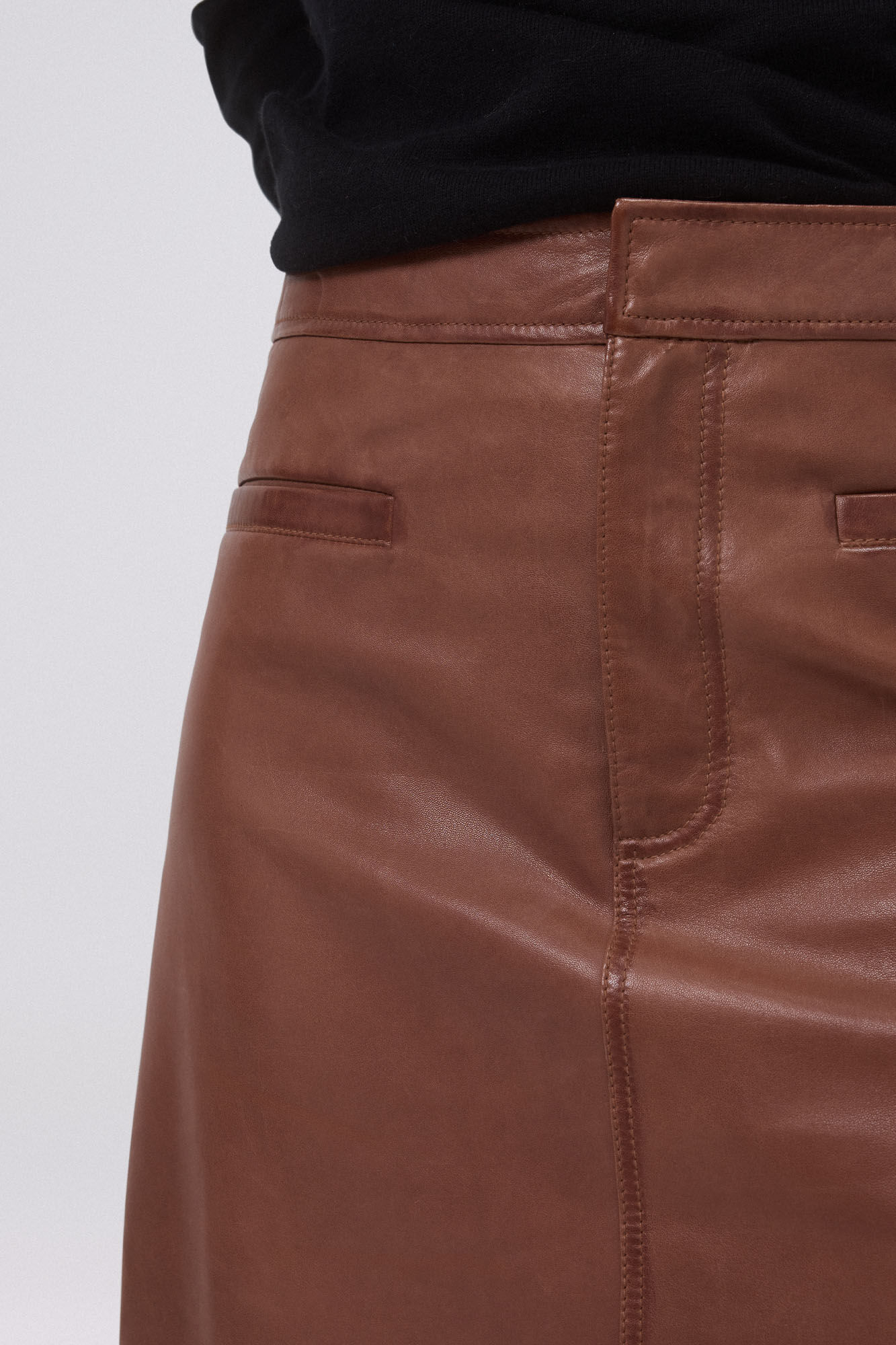 Pedro del Hierro leather mini skirt Brown