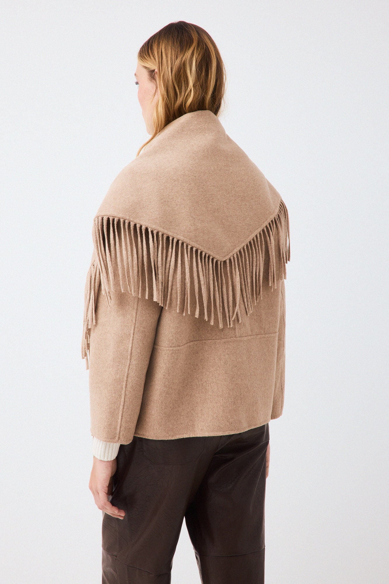 Pedro del Hierro Double-faced short coat Beige