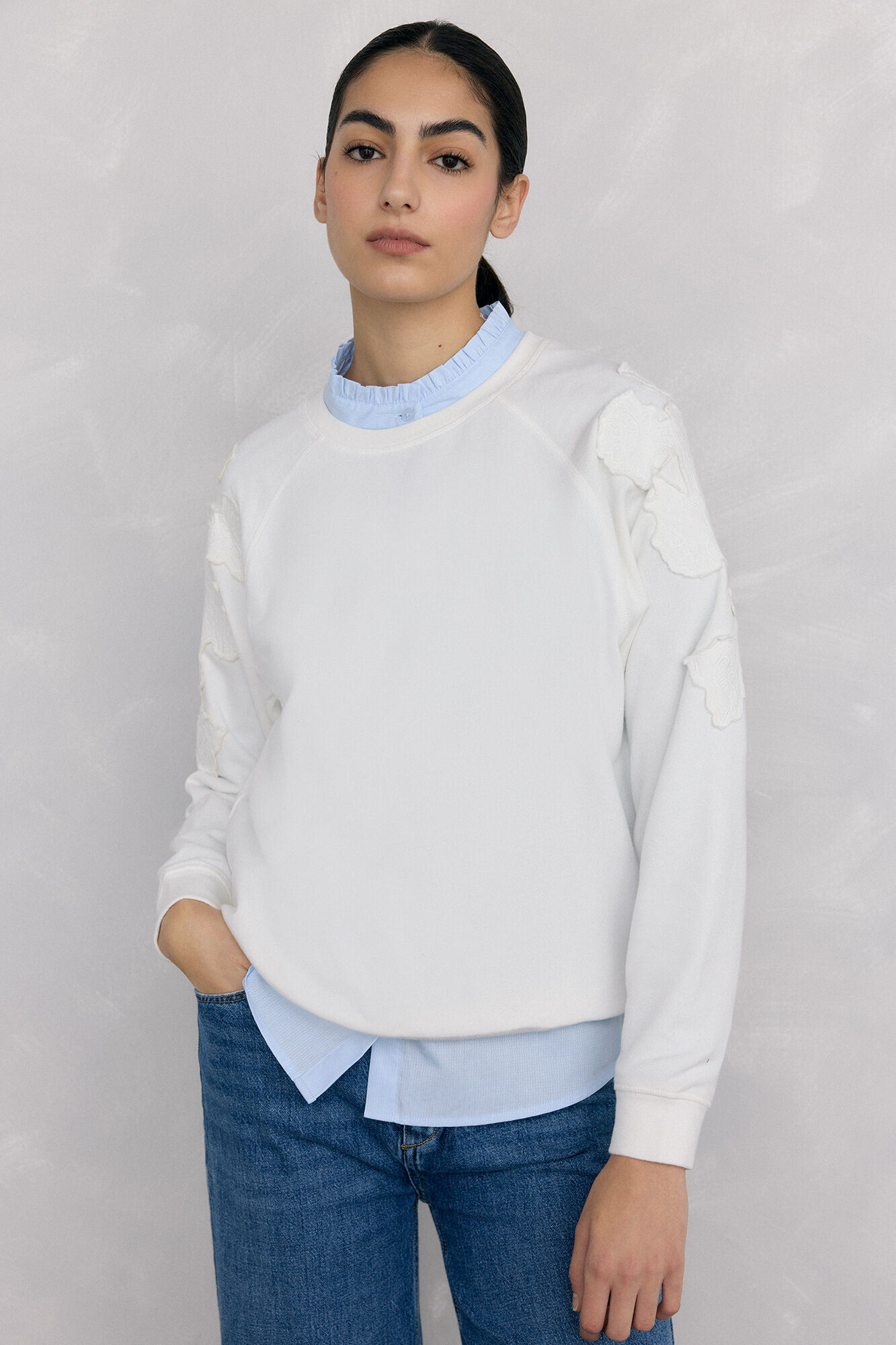 Pedro del Hierro Flower embroidered sweatshirt Ecru