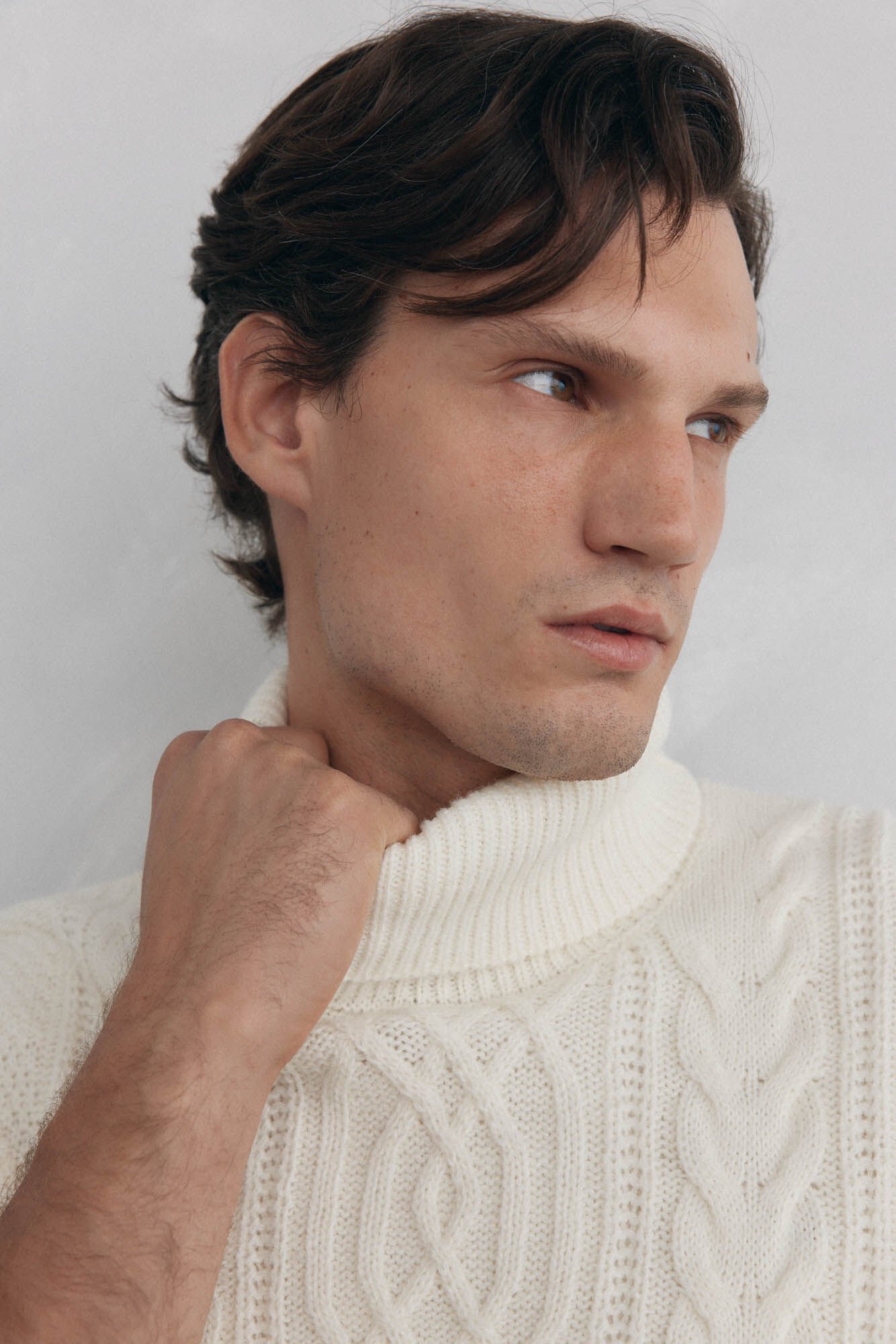 Pedro del Hierro High neck cable- wool sweater