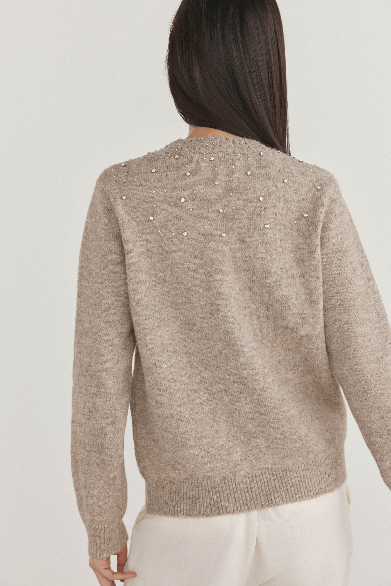 Pedro del Hierro Su&eacute;ter com pedras bordadas Cizento