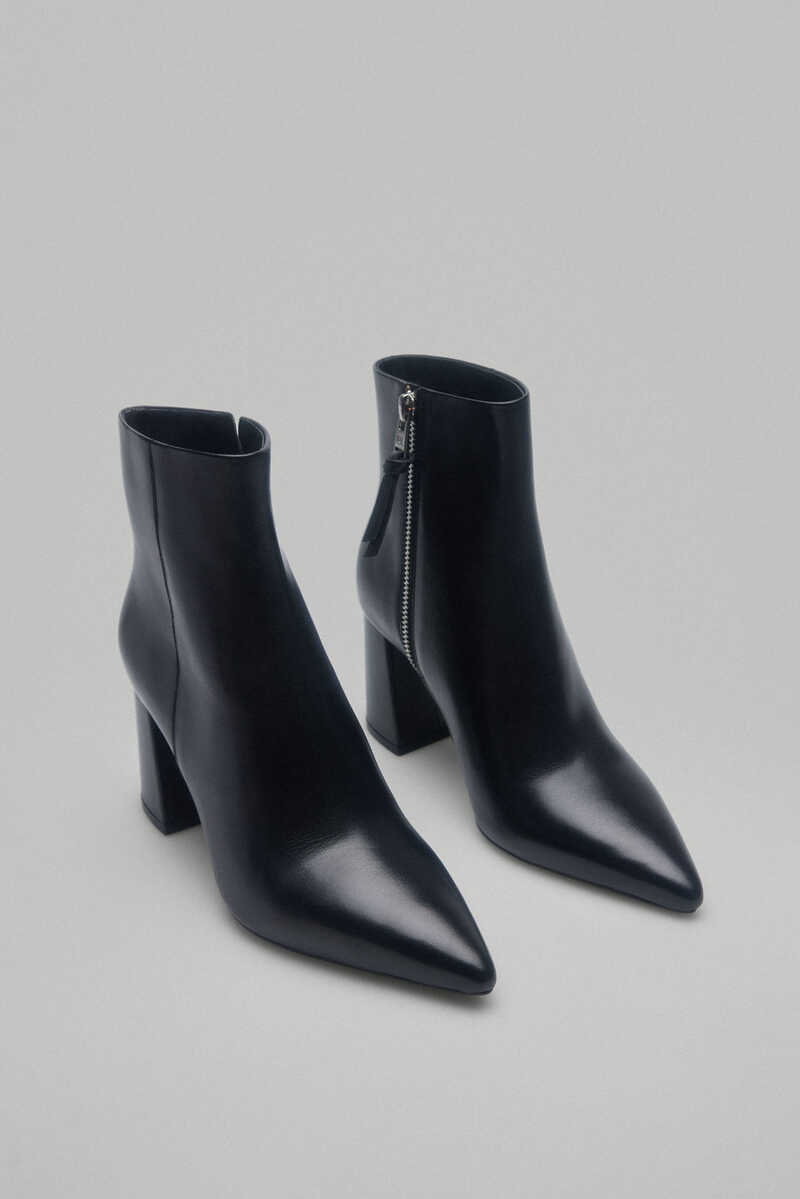 Pedro del Hierro Leather high heel ankle boots Black