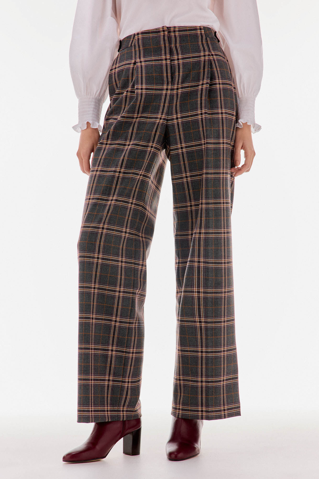 TFP by Tamara Falc&oacute; Straight trousers