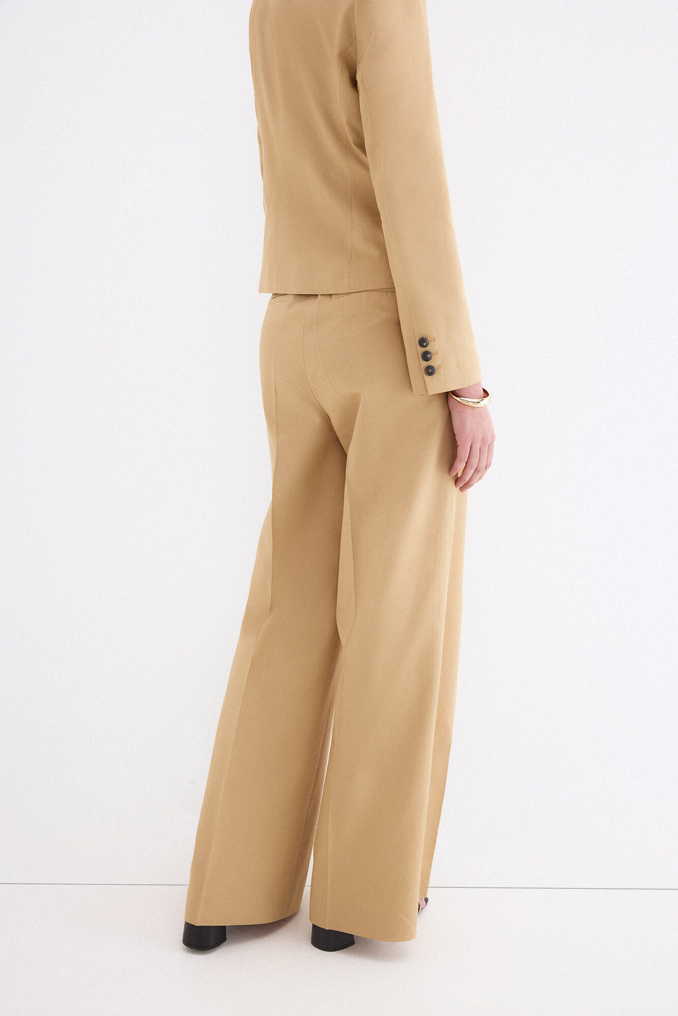 Pedro del Hierro Camel tailored trousers Beige