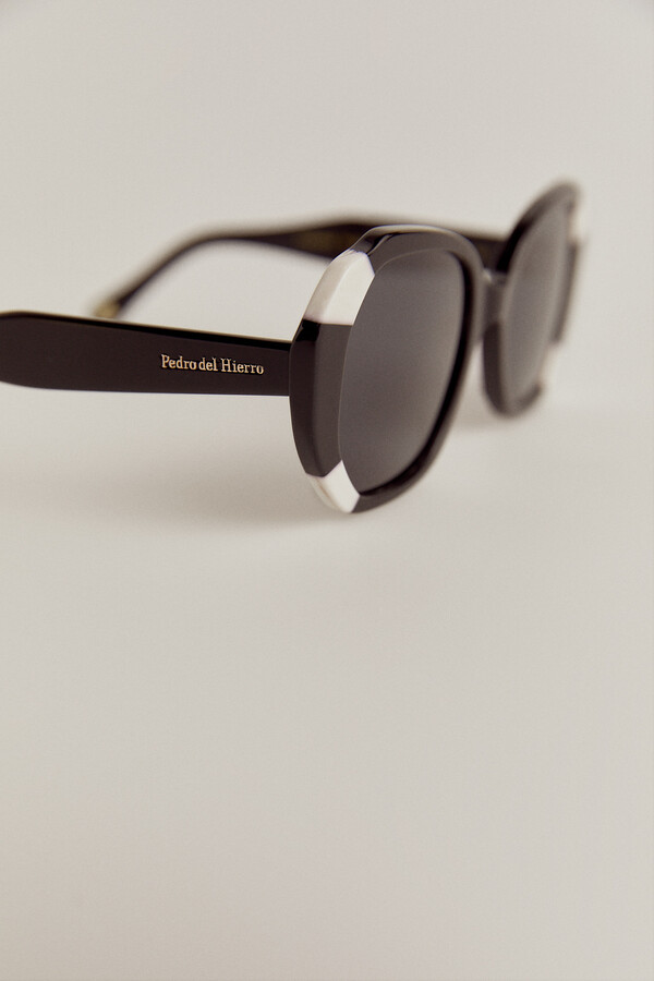 Pedro del Hierro Two-tone maxi sunglasses Black