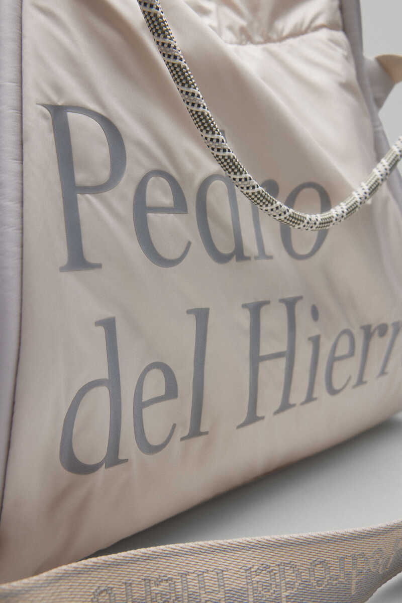Pedro del Hierro Quilted nylon active bag with logo   Ecru