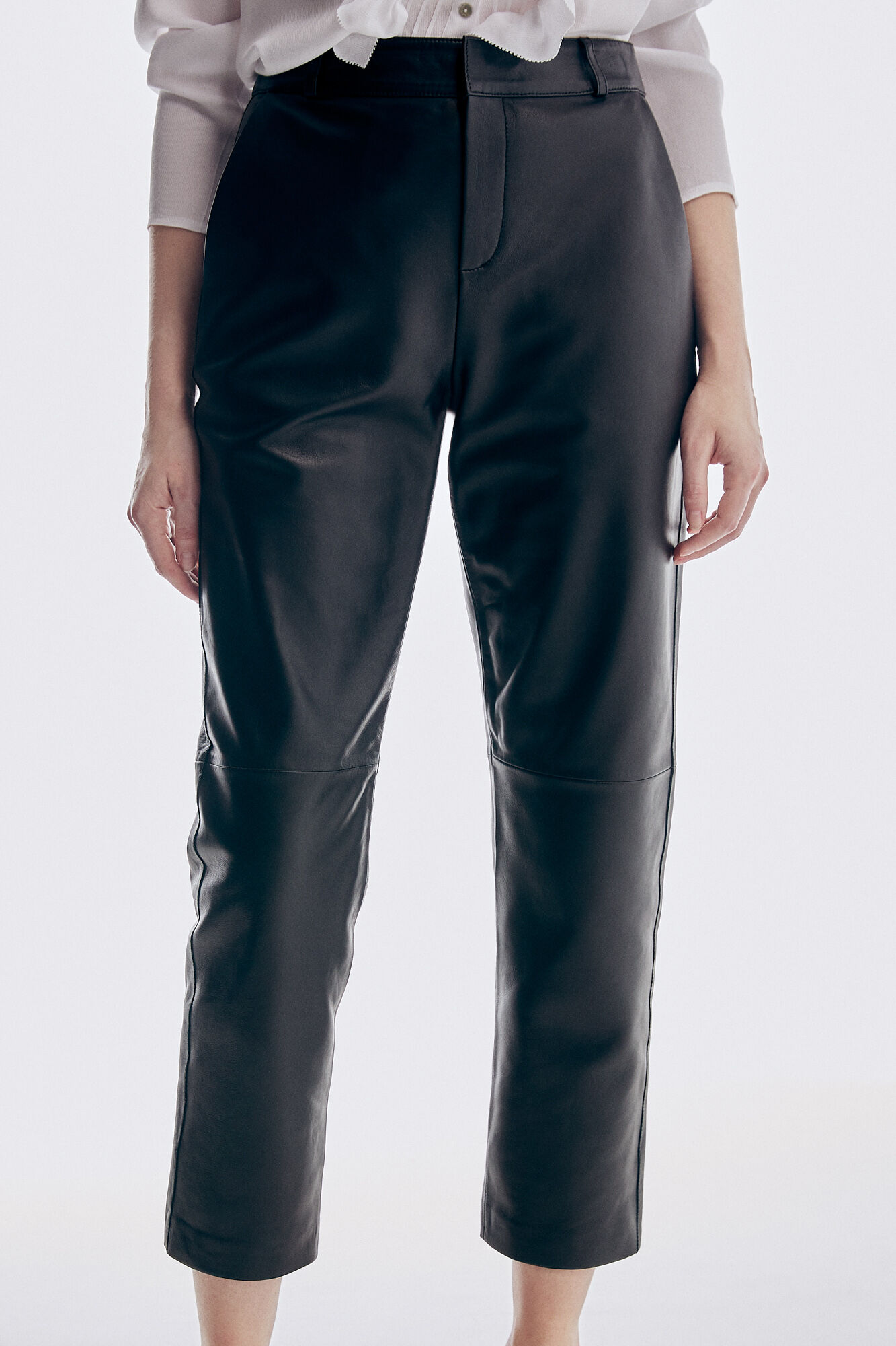 Pedro del Hierro Pantal&oacute;n largo napa Negro