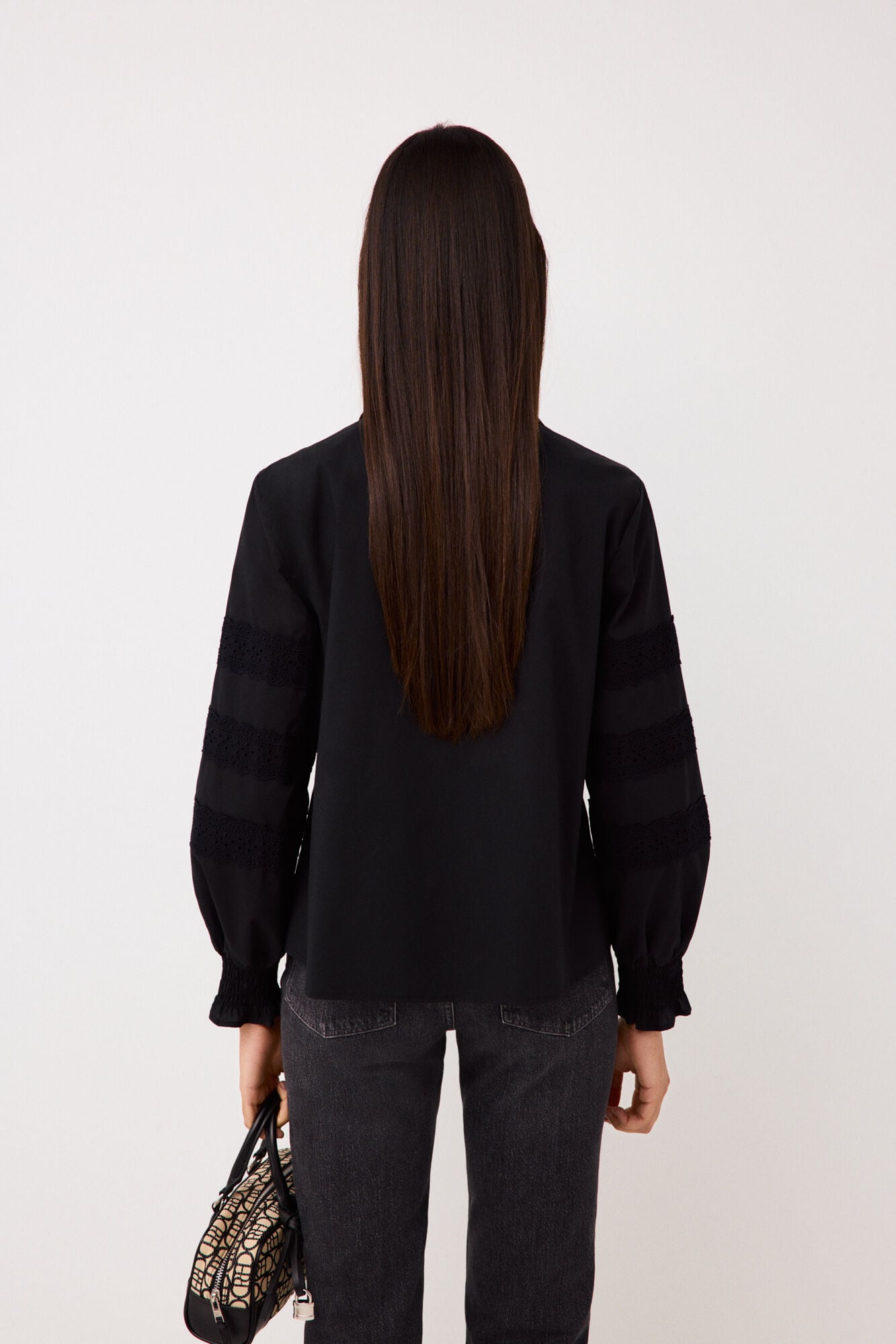 Pedro del Hierro Embroidered romantic blouse Black